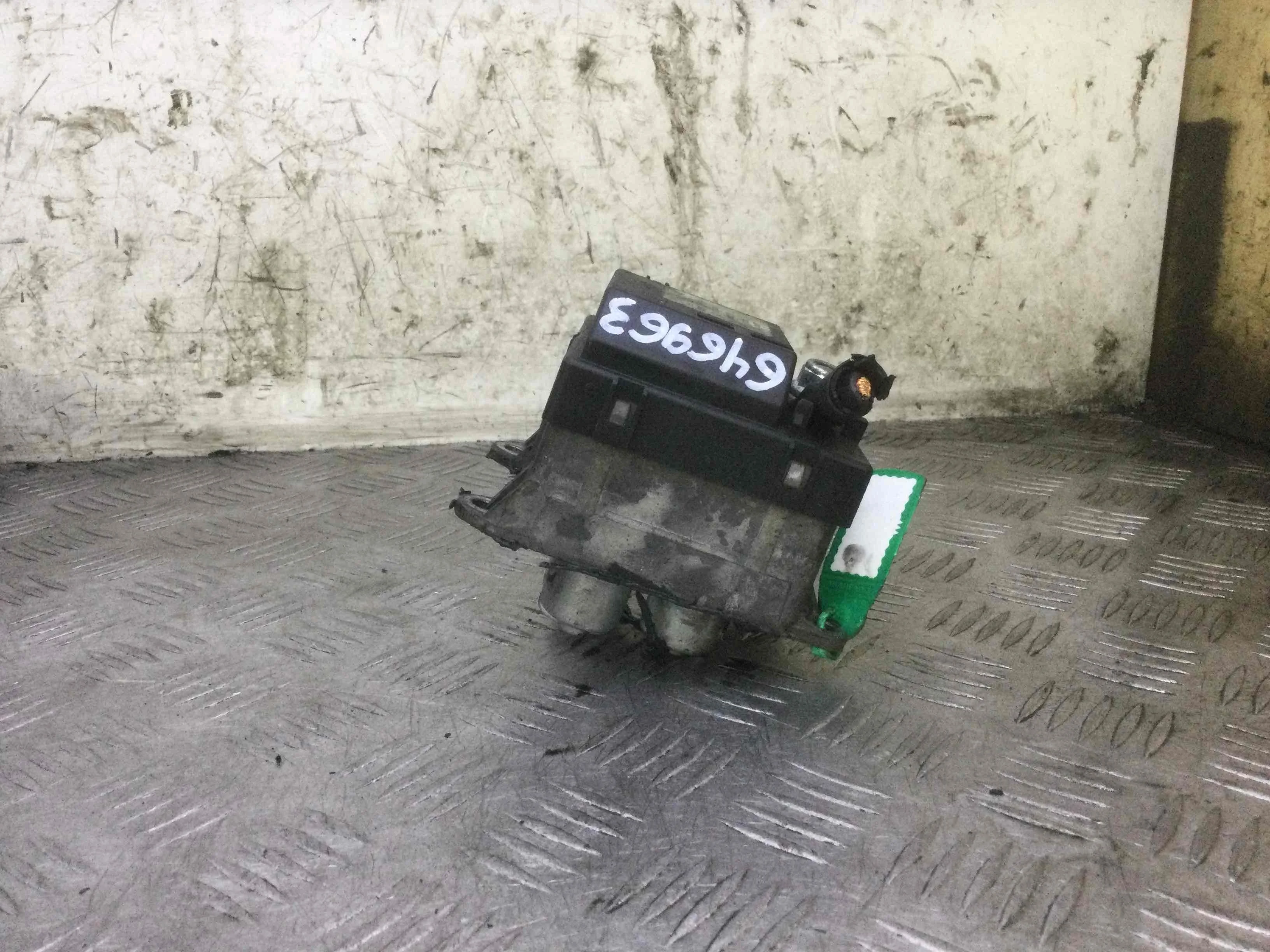 Подогреватель охлаждающей жидкости (антифриза) Mercedes C-klasse W203/S203/CL203 [рестайлинг] (2004-2007) дизель 2.2 CDI Автомат Седан