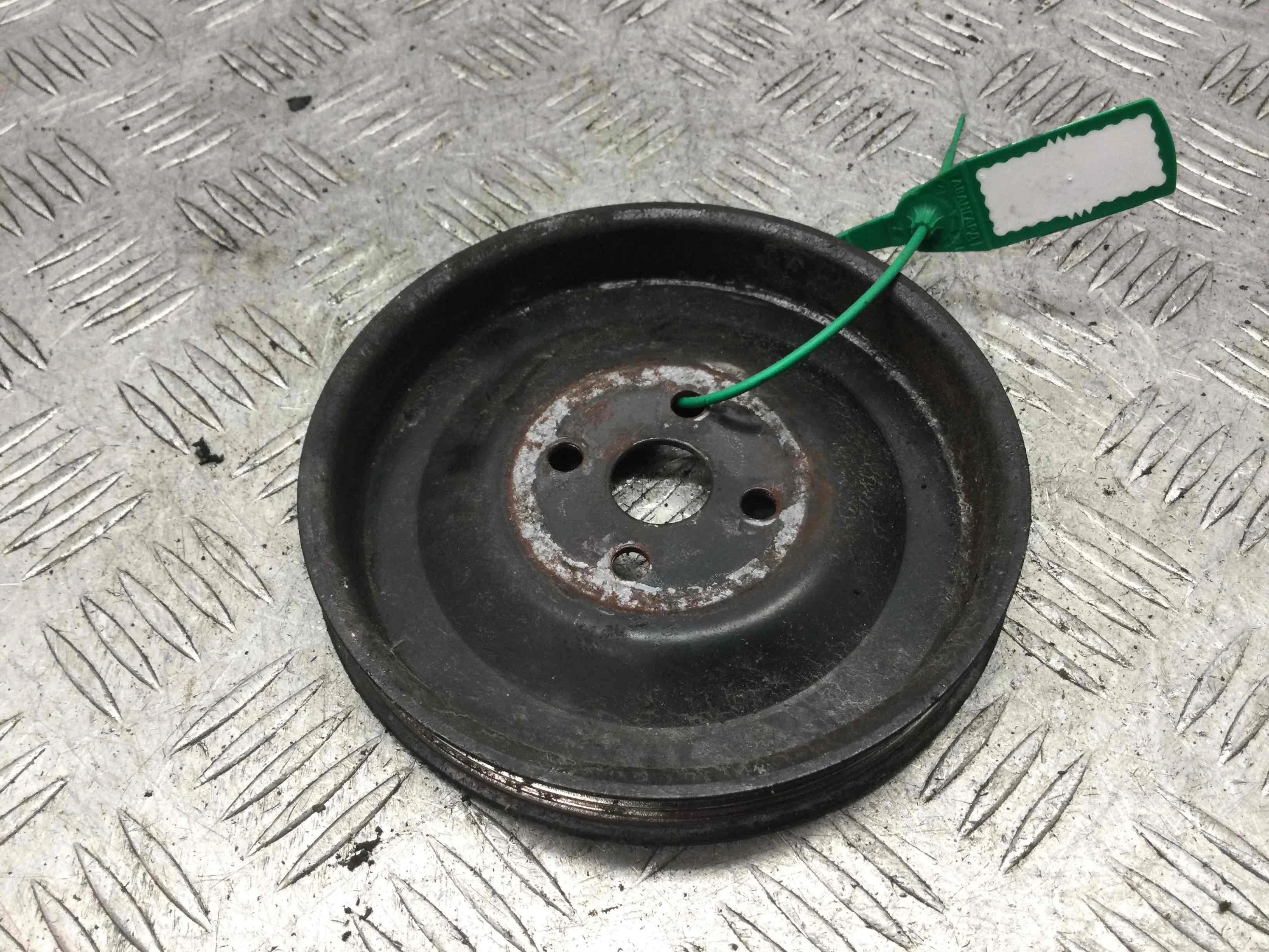 Шкив помпы Hyundai Coupe GK (2002-2005) бензин 1.6 i Механика Х/б