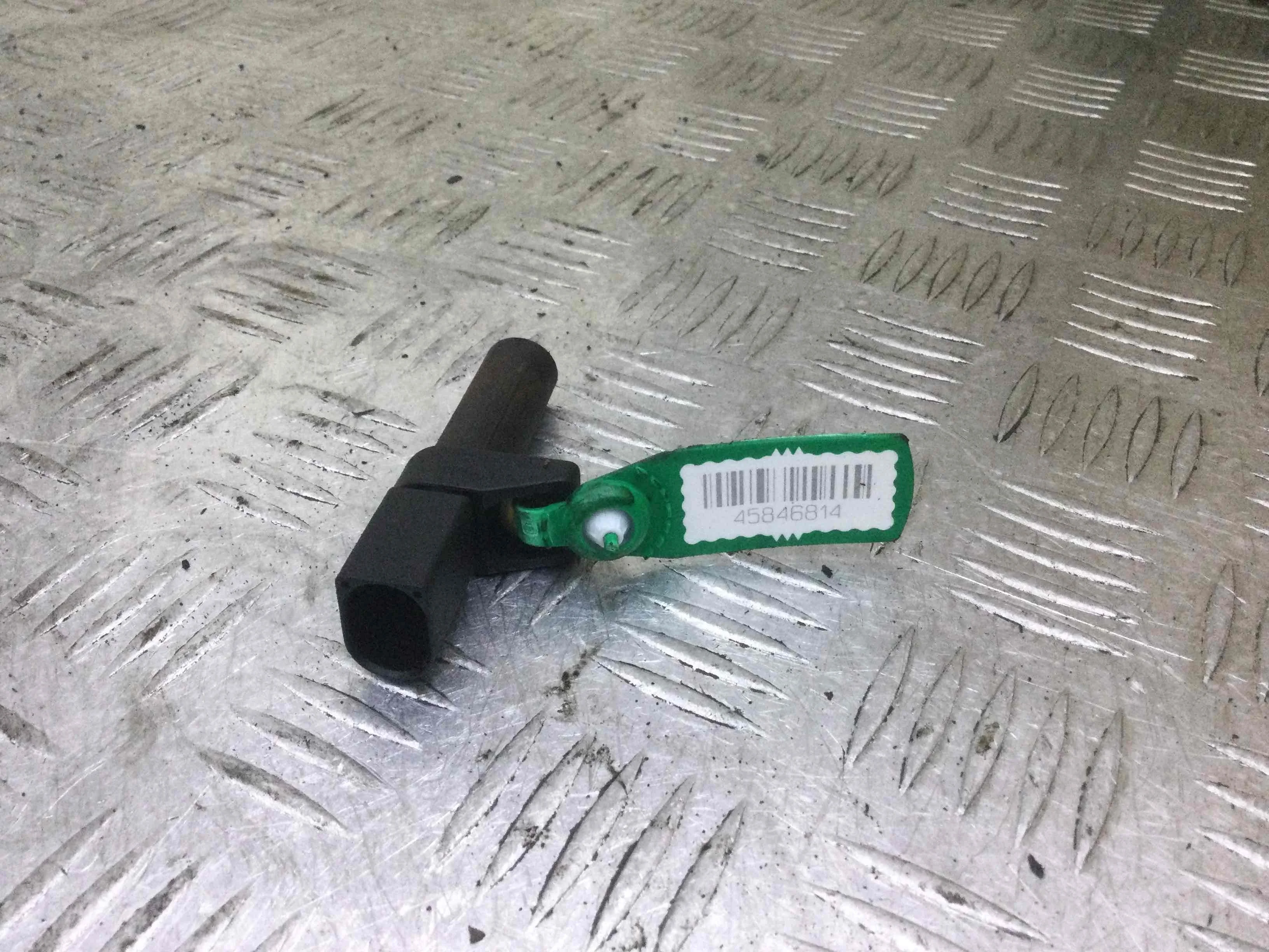 Датчик коленвала Mercedes C-klasse W203/S203/CL203 (2000-2004) дизель 2.2 CDI  Седан