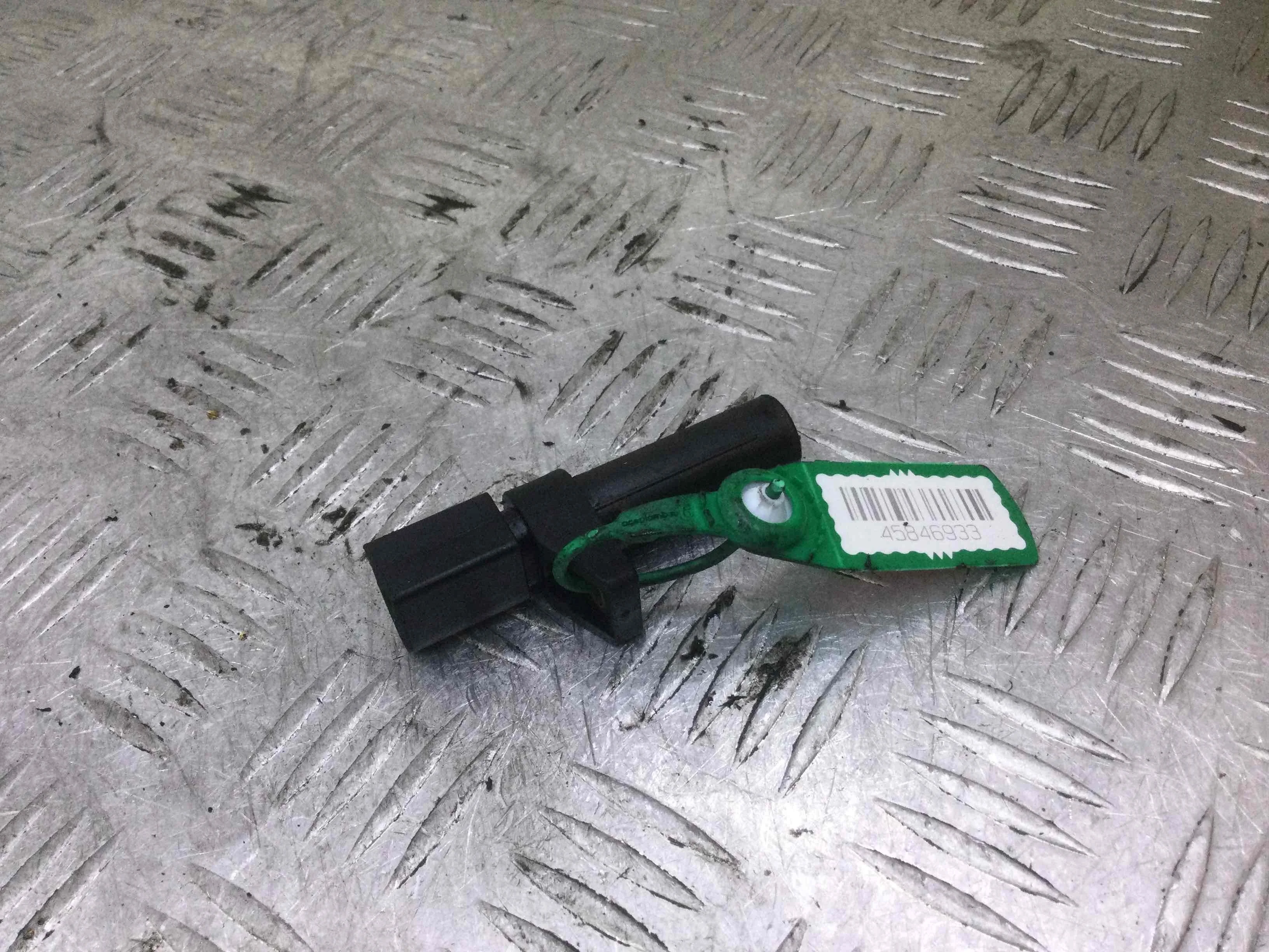 Датчик коленвала Mercedes C-klasse W203/S203/CL203 [рестайлинг] (2004-2007) дизель 2.2 CDI Автомат Седан