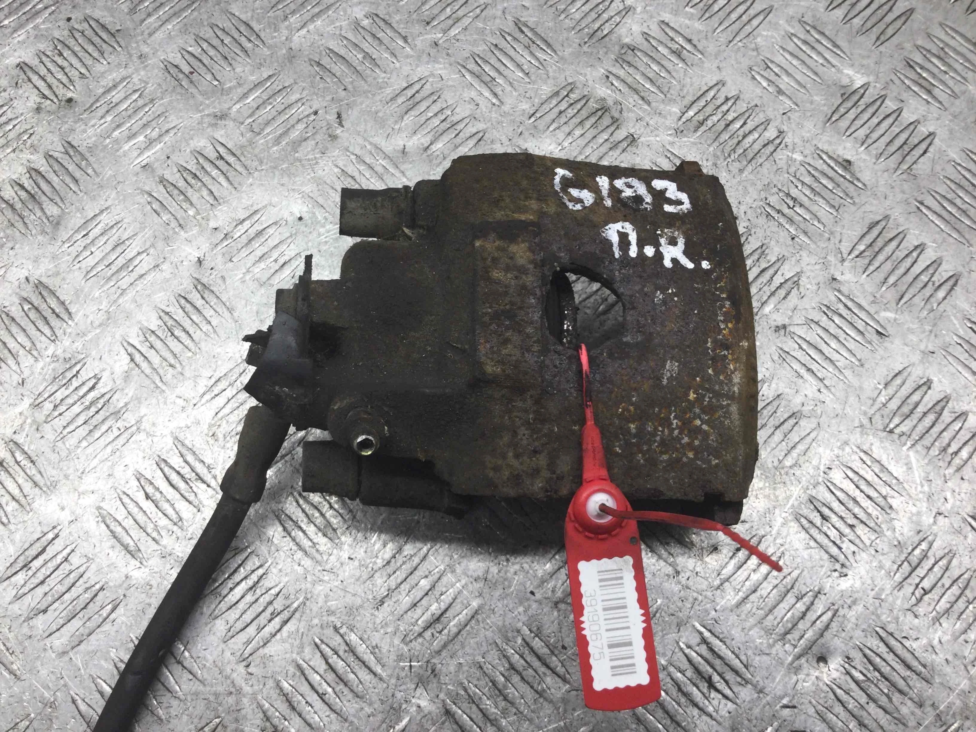 Суппорт передний правый SEAT Arosa 6H [рестайлинг] (2000-2004) дизель 1.7 SDi Механика Х/б