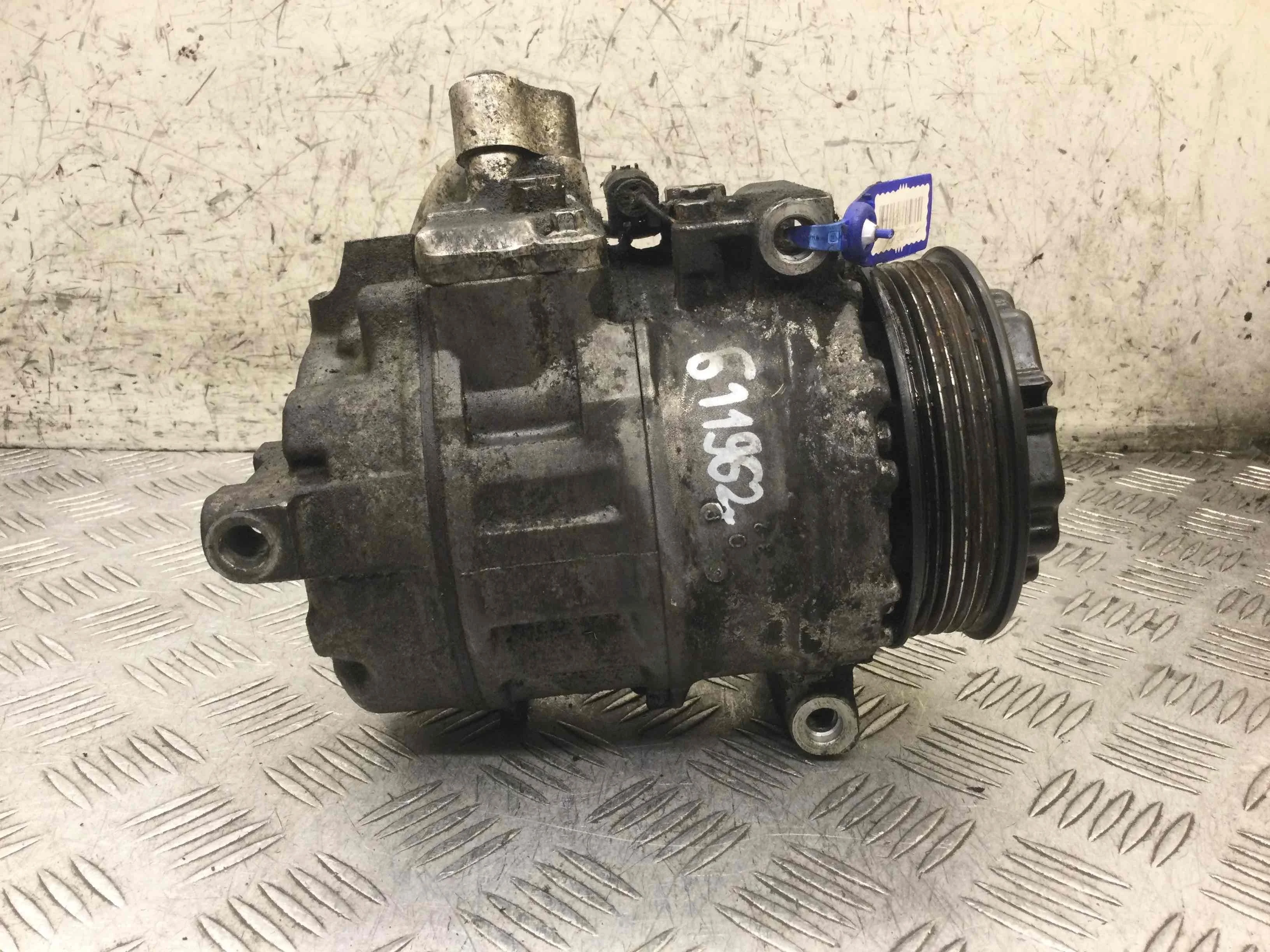 Компрессор кондиционера Mercedes C-klasse W203/S203/CL203 [рестайлинг] (2004-2007) дизель 2.2 CDI Автомат Седан