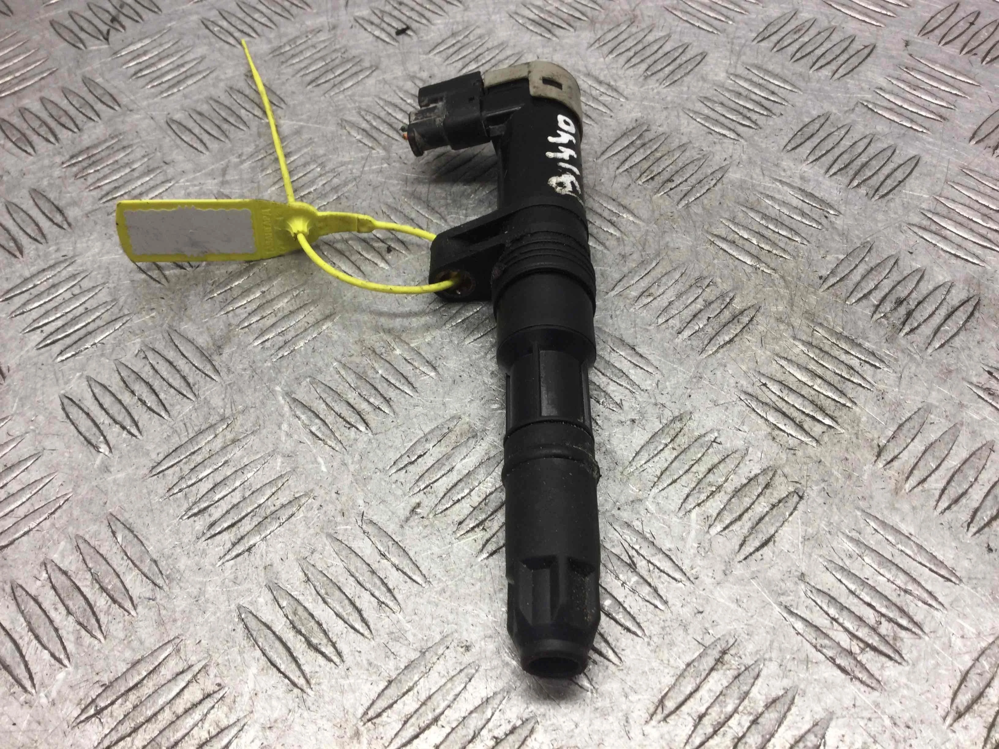 Катушка зажигания Renault Megane 2 поколение (2002-2006) бензин 1.6  Механика Х/б