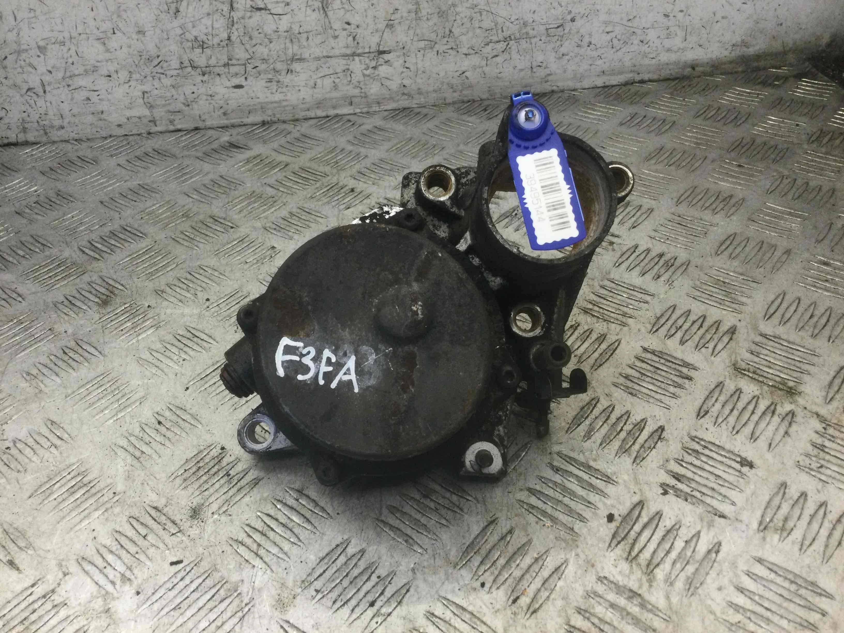 Насос вакуумный Ford Transit 3 поколение (2000-2006) дизель 2.0 TDI Механика Микроавтобус