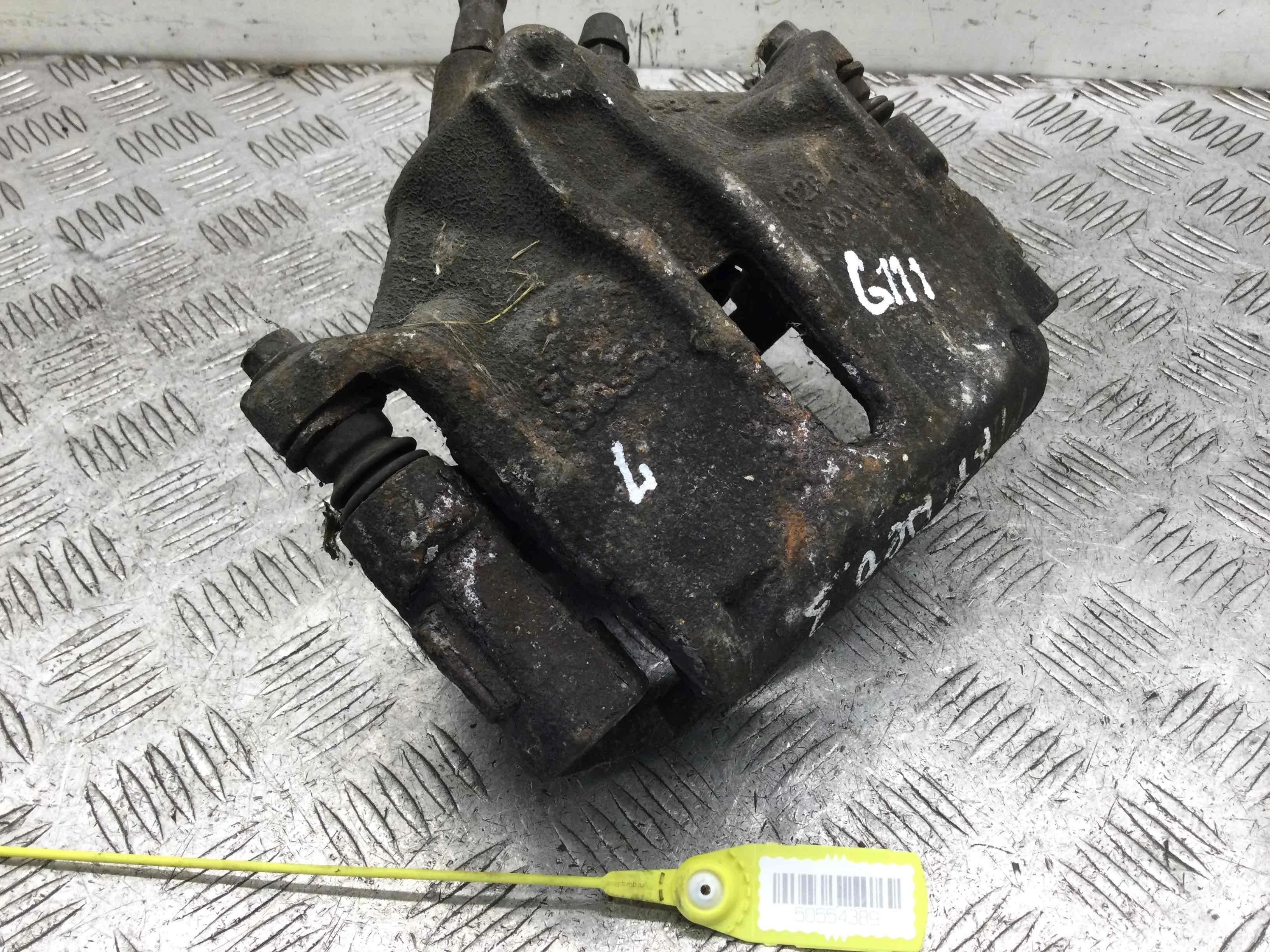 Суппорт передний левый Ford Mondeo 3 поколение [рестайлинг] (2003-2007) бензин 1.8 i Механика Седан