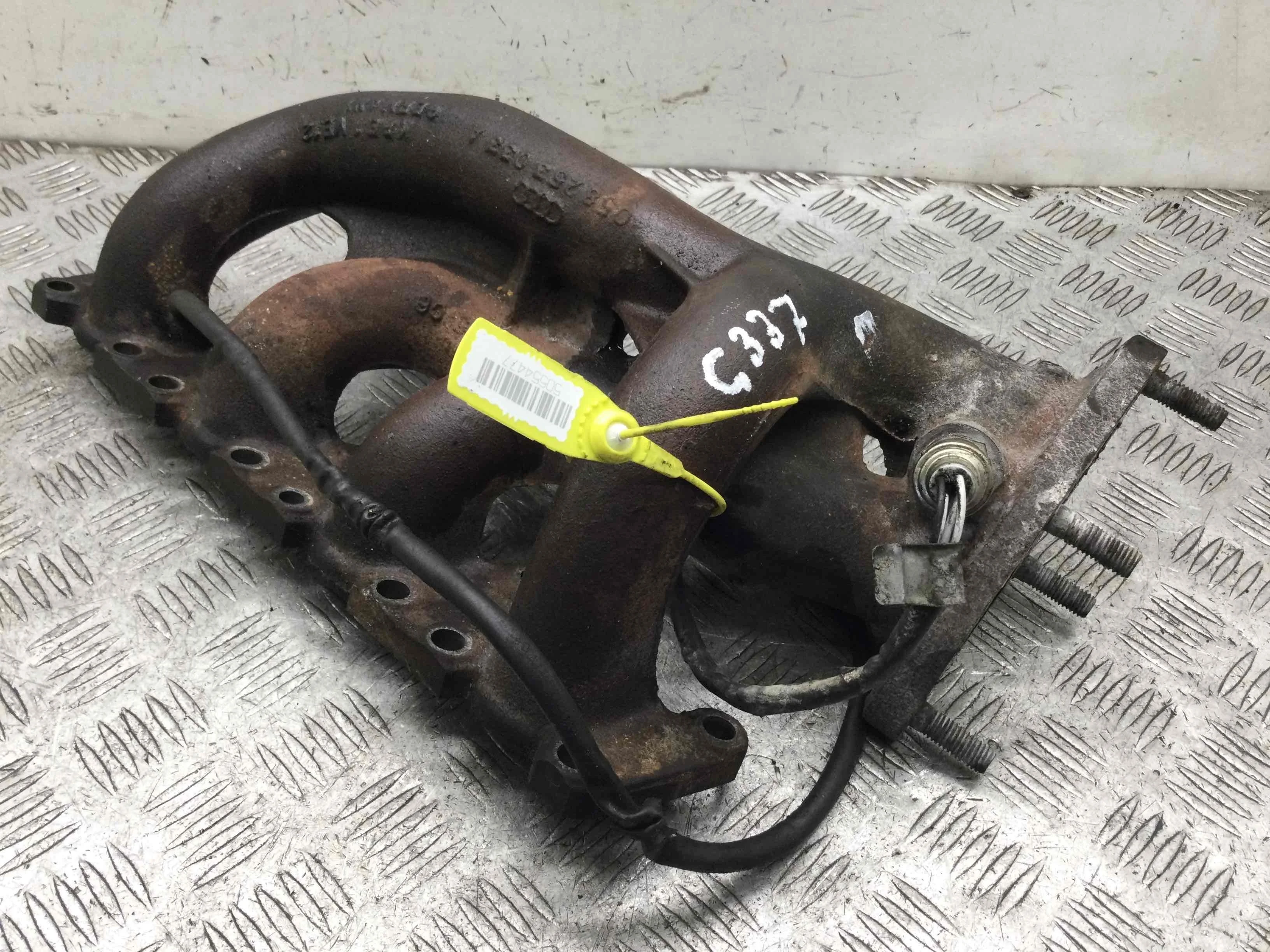 Коллектор выпускной Volkswagen Passat B5 (1996-2000) бензин 1.8  Механика Седан