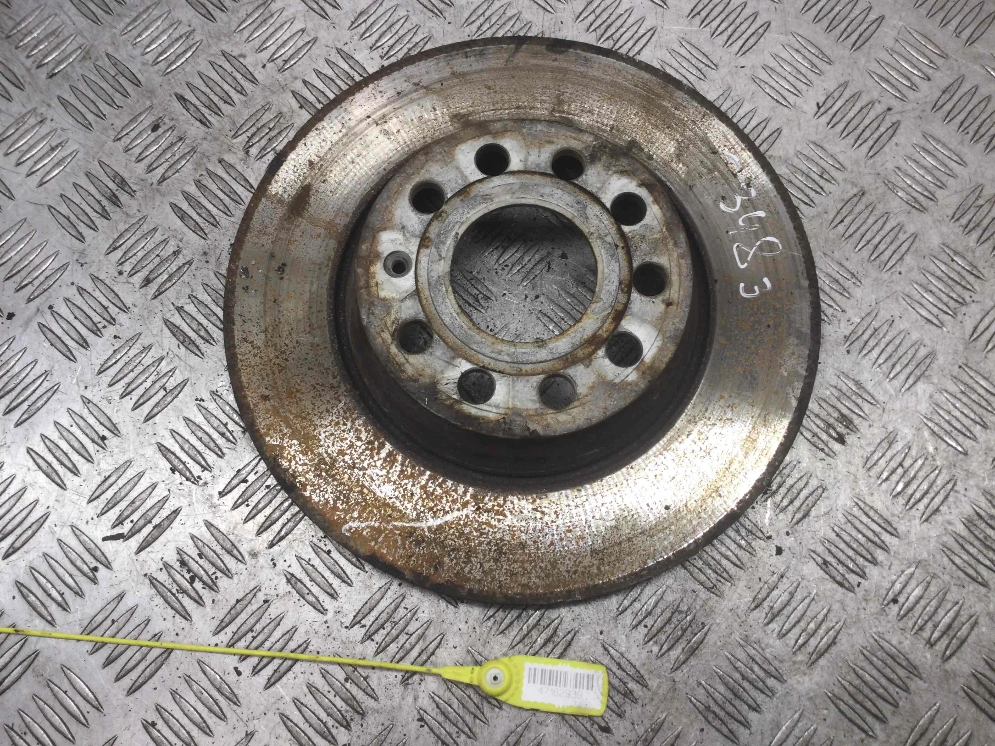 Диск тормозной задний Volkswagen Passat B6 (2005-2010) бензин 1.8  Механика