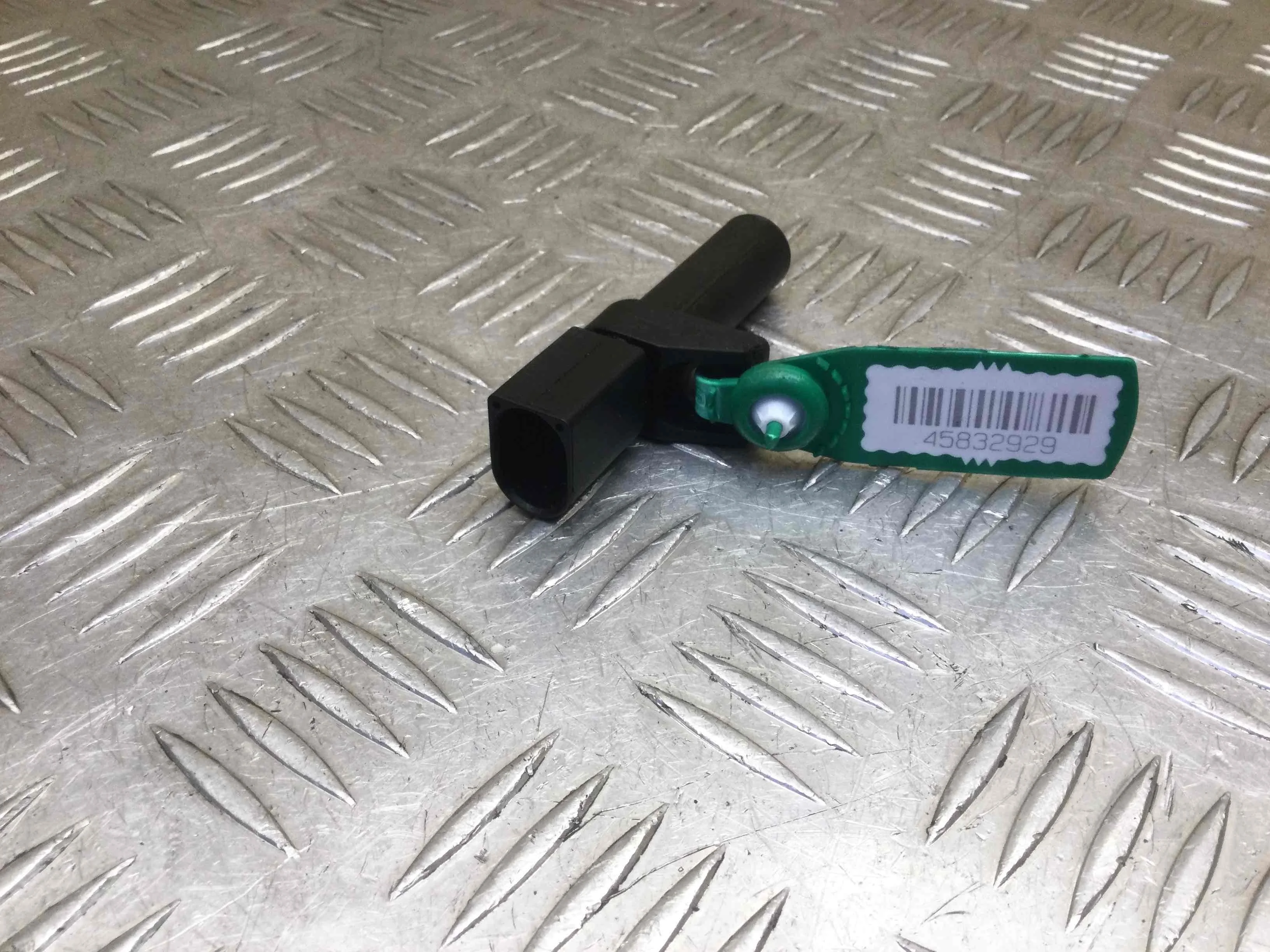 Датчик коленвала Mercedes Vito W639 (2003-2010) дизель 2.2 CDI Механика Микроавтобус