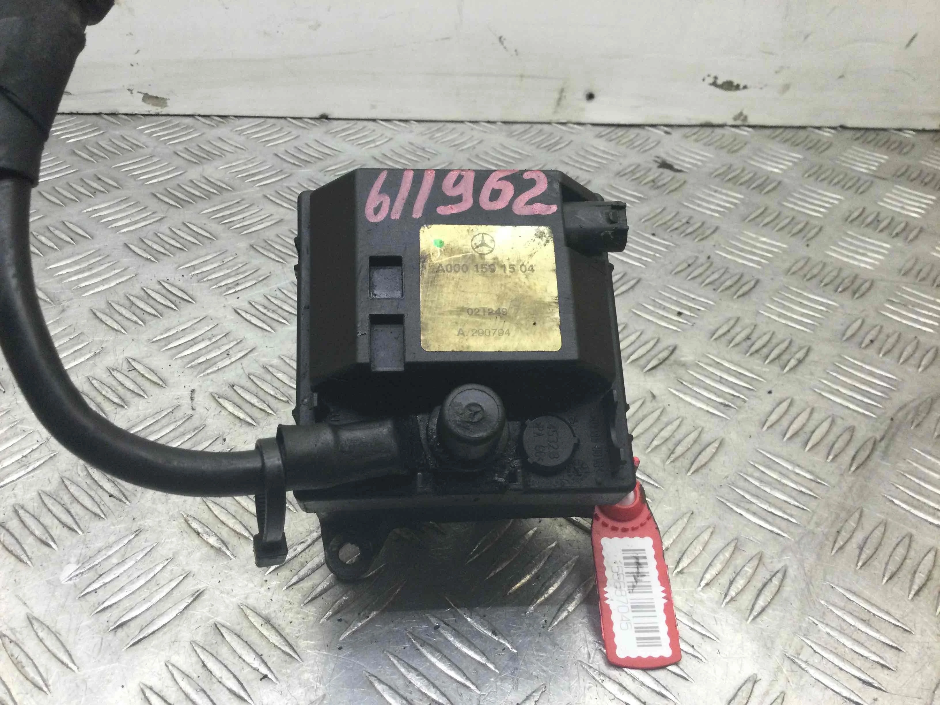 Подогреватель охлаждающей жидкости (антифриза) Mercedes C-klasse W203/S203/CL203 (2000-2004) дизель 2.2  Автомат Седан