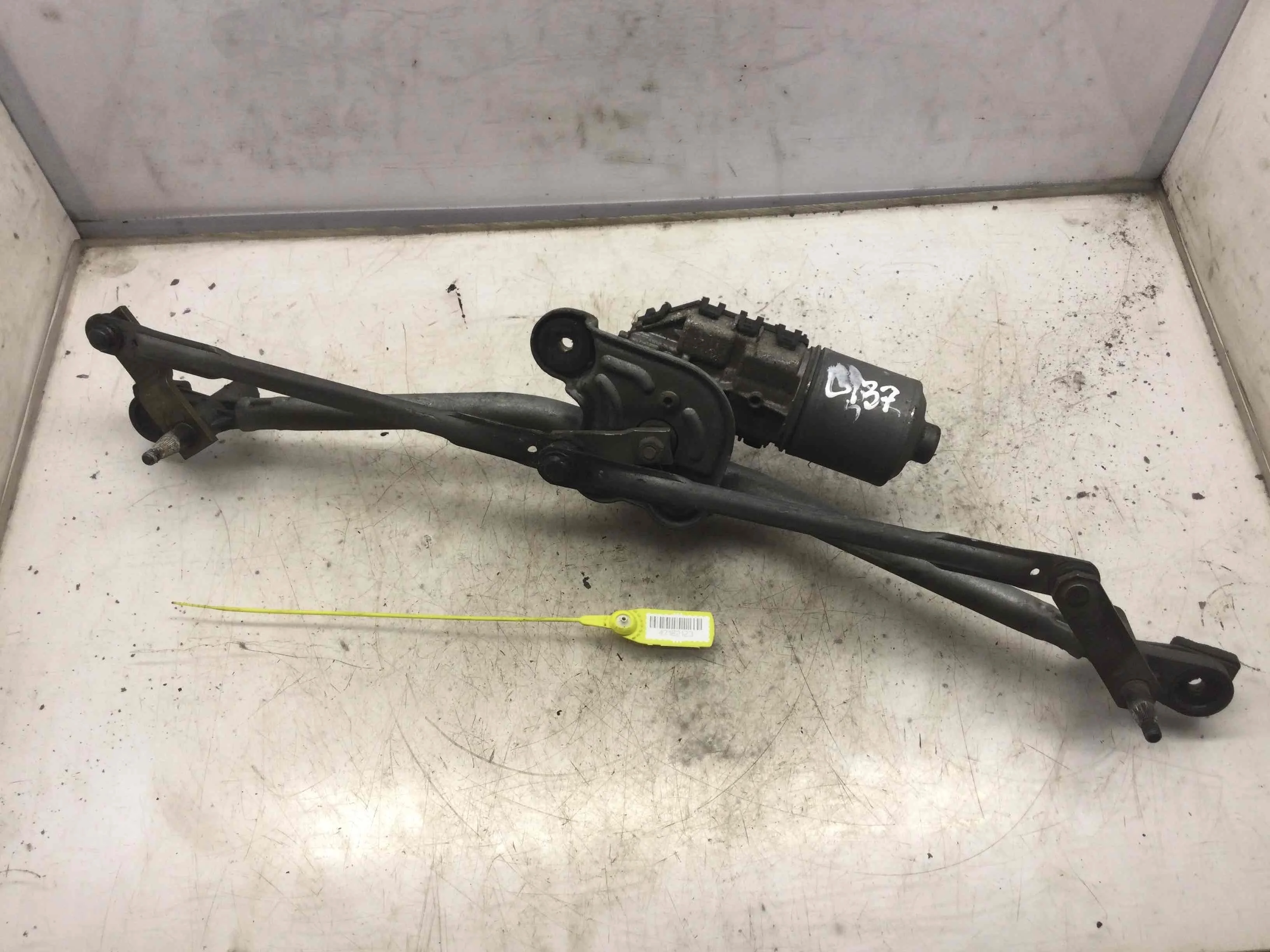 Механизм стеклоочистителя (трапеция дворников) Ford Mondeo Mondeo III 2000 - 2003 бензин 2.0 i Механика Универсал