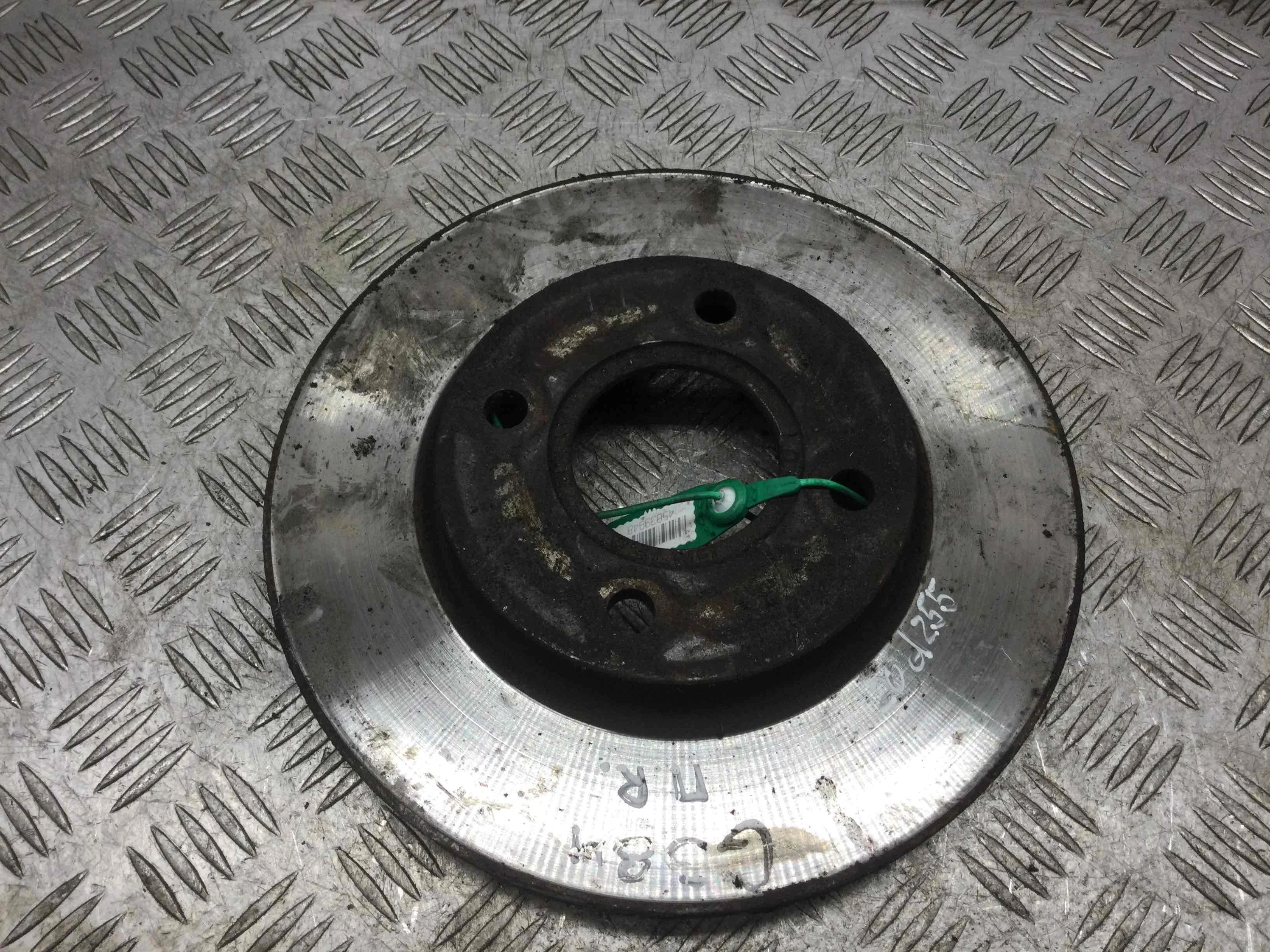 Диск тормозной передний Ford Focus 1 поколение [рестайлинг] (2001-2005) бензин 1.6  Механика Х/б