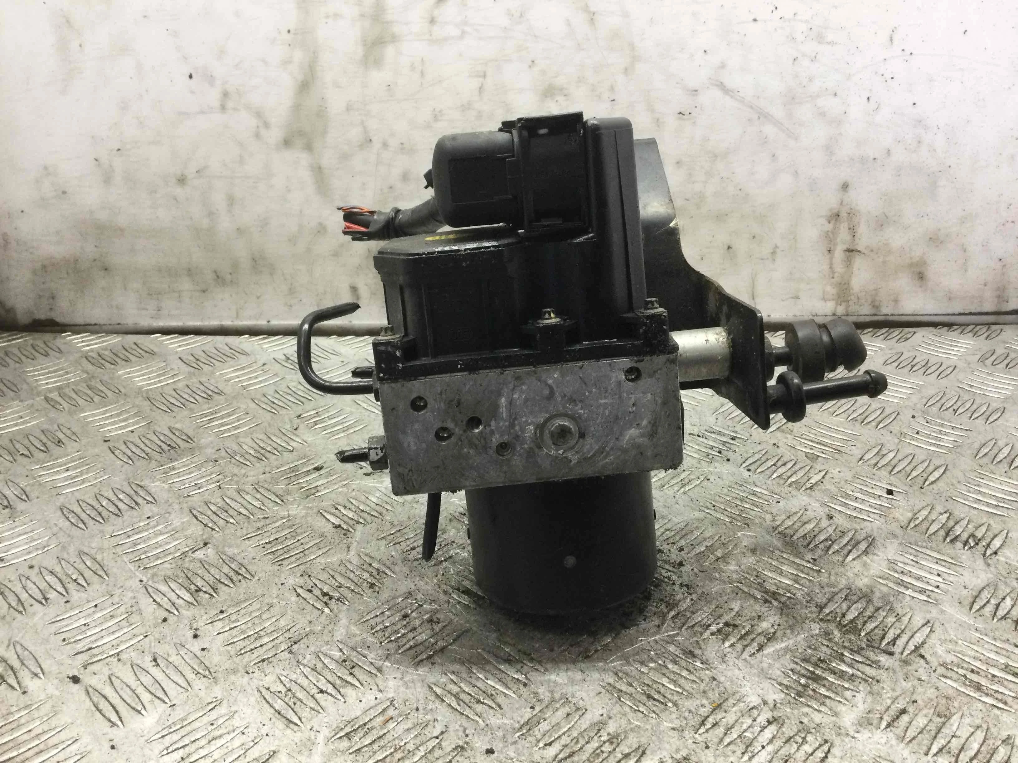 Блок ABS SEAT Ibiza 3 поколение (2001-2006) бензин 1.4 i Автомат Х/б