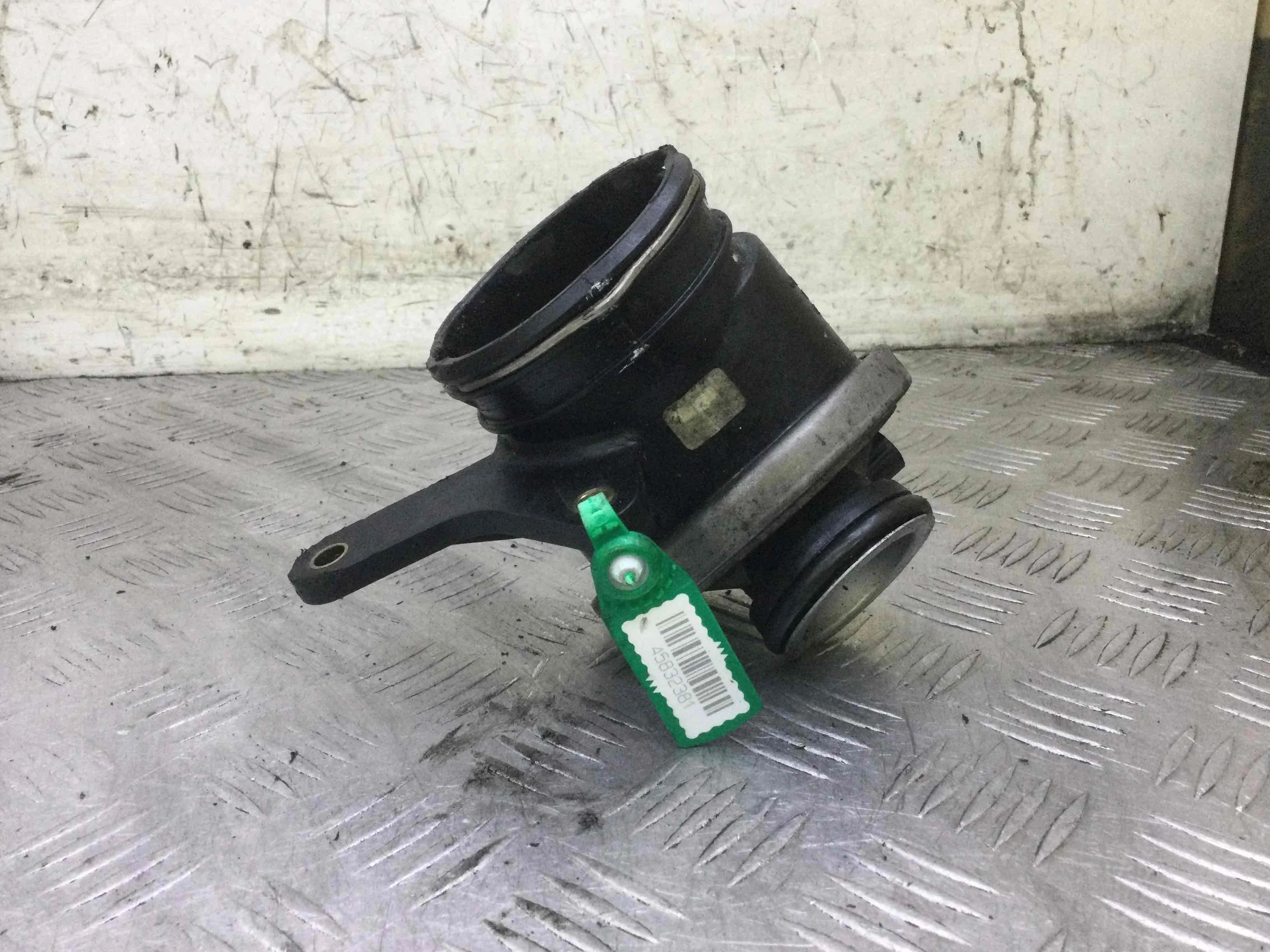 Патрубок турбины Mercedes C-klasse W203/S203/CL203 [рестайлинг] (2004-2007) дизель 2.2 CDI Автомат Седан