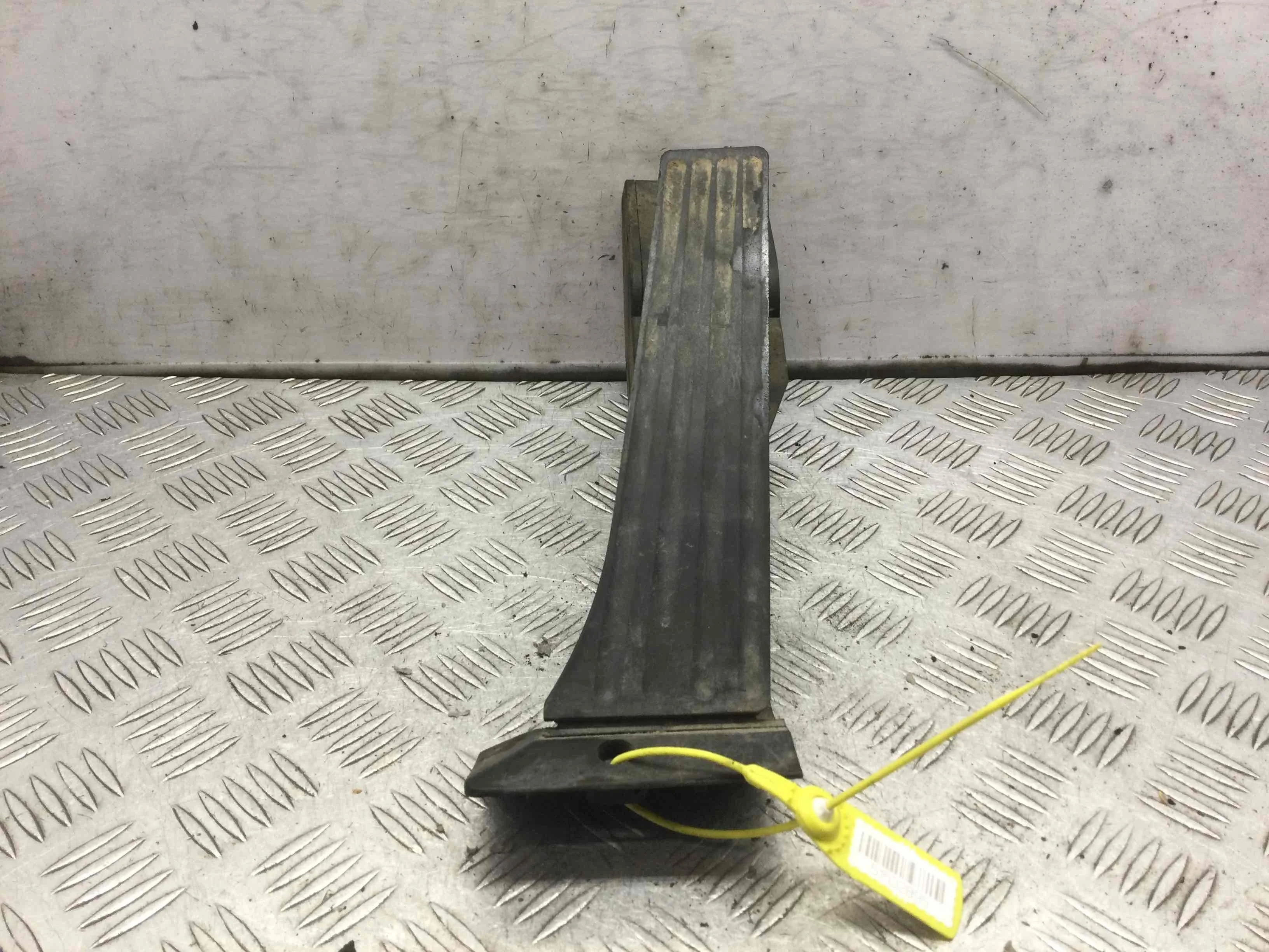 Педаль газа BMW 5-Series 5-Series E61 2004 - 2010 дизель 3.0 TDI Автомат Универсал