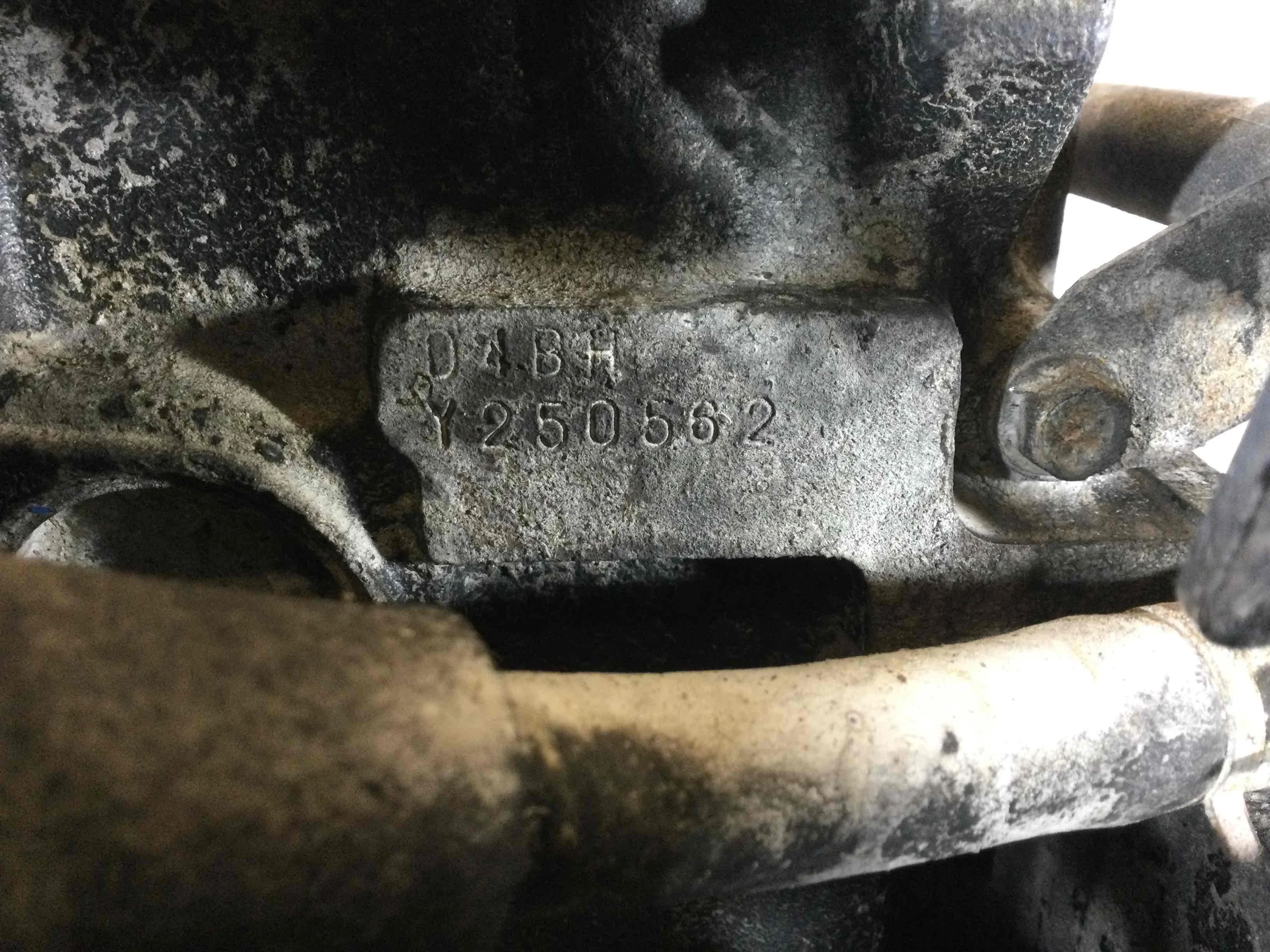 Блок цилиндров Hyundai Galloper 1997-2003 2-е поколение дизель 2.5 TD Механика