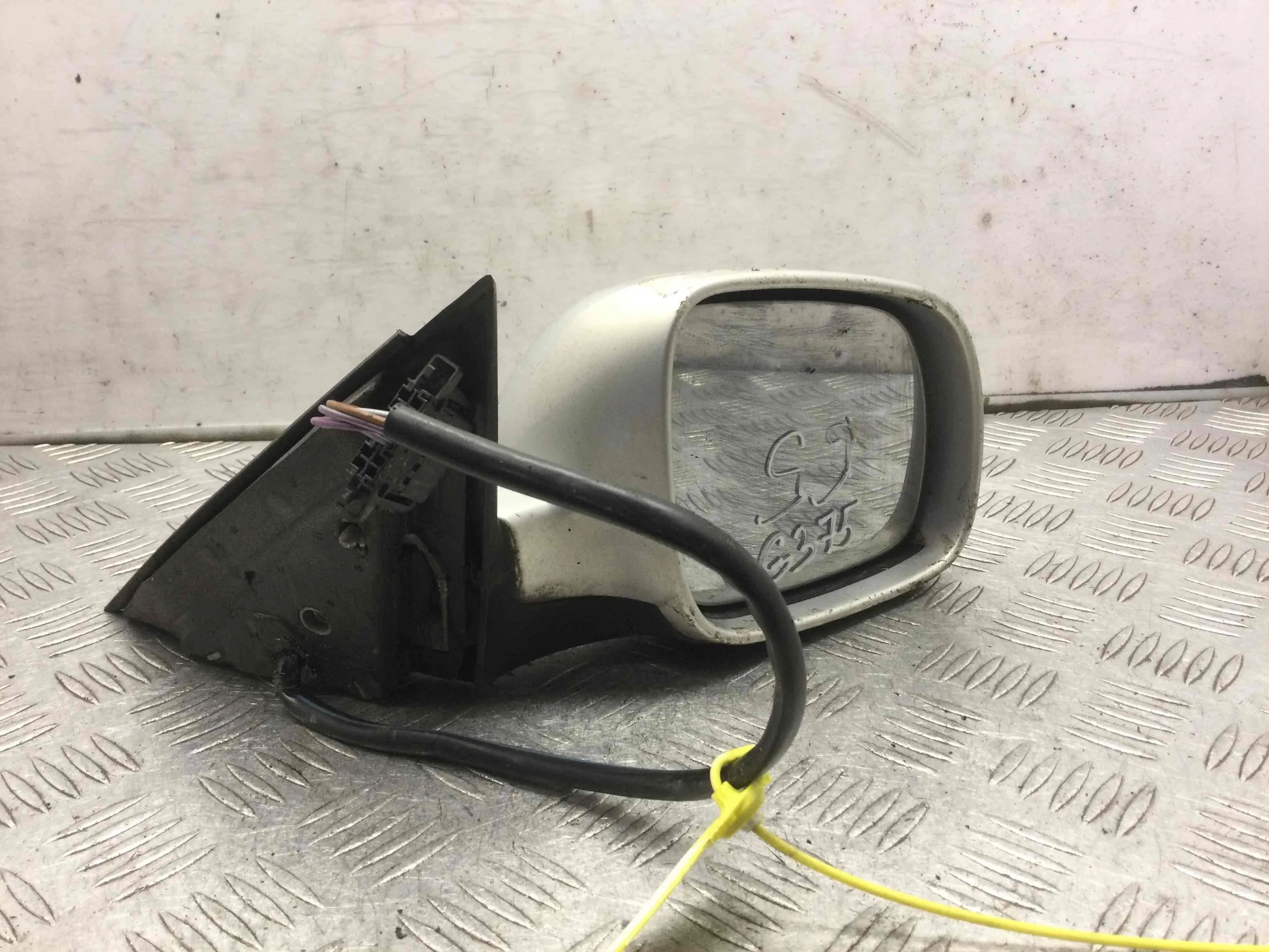 Зеркало наружное правое Volkswagen Passat B5 (1996-2000) дизель 1.9 TDI Механика Седан