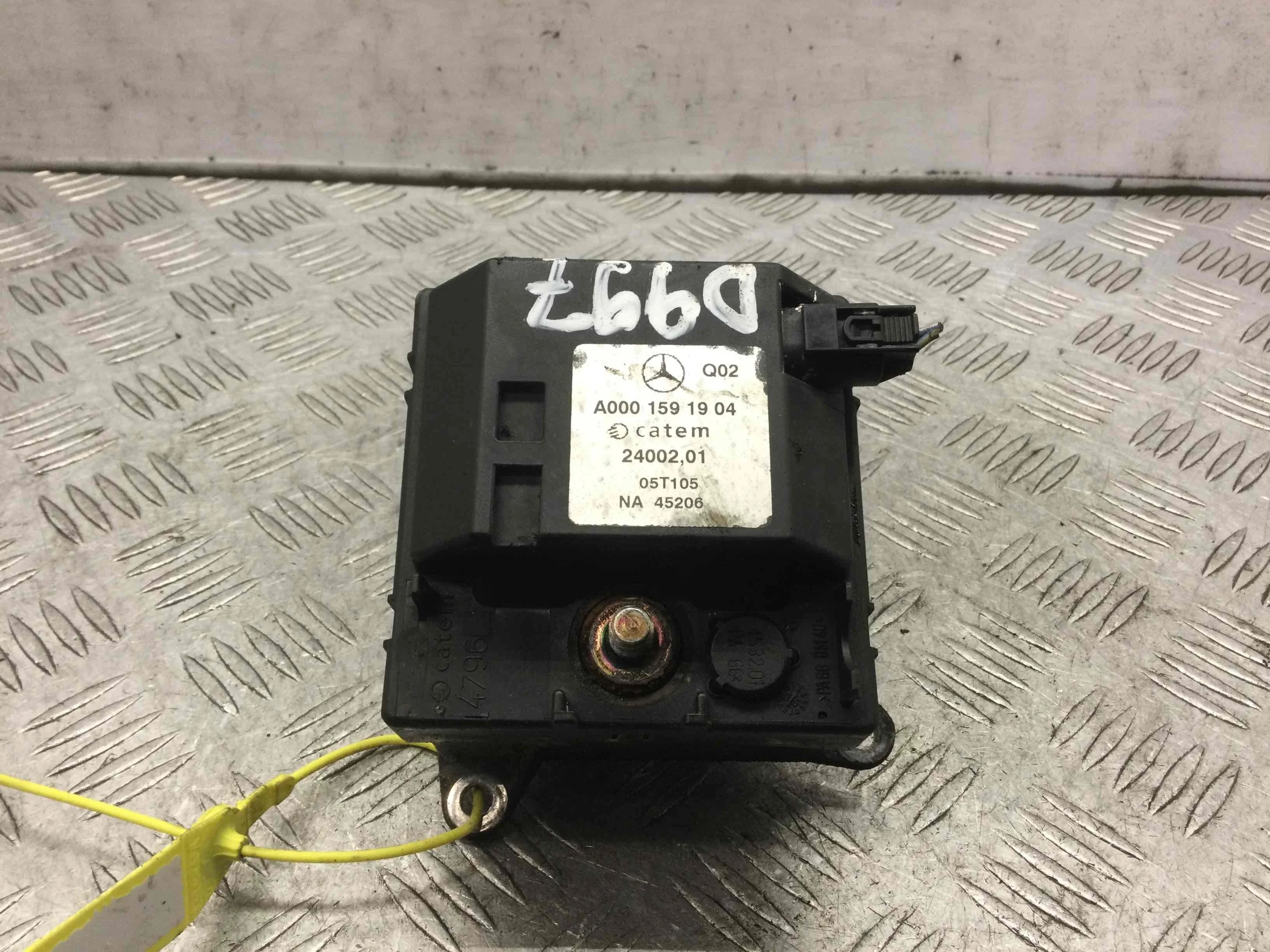 Подогреватель охлаждающей жидкости (антифриза) Mercedes C-klasse W203/S203/CL203 (2000-2004) дизель 2.2 CDI Автомат Седан