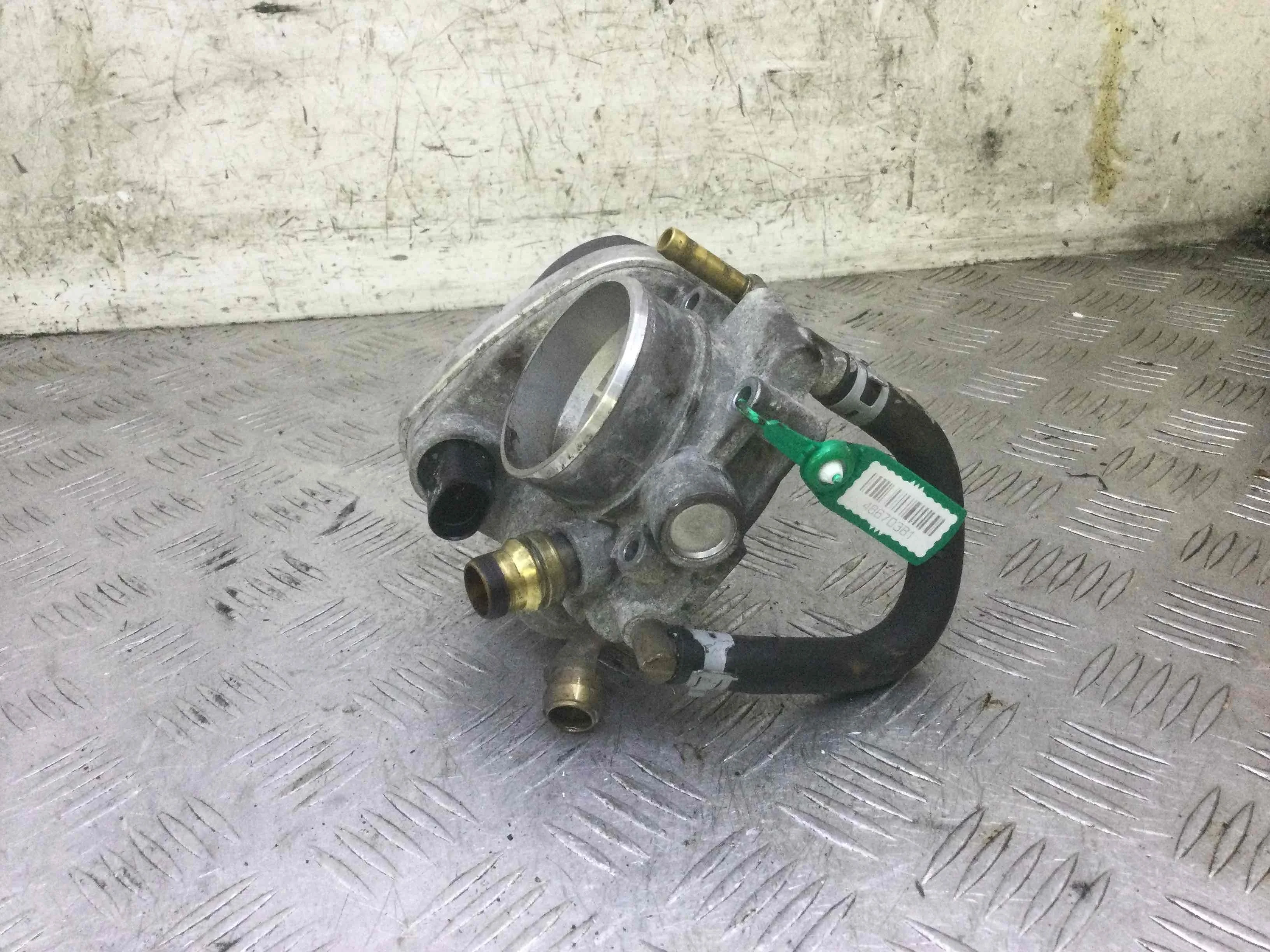 Заслонка дроссельная Opel Astra H 2004-2007 бензин 1.6 i Механика Х/б