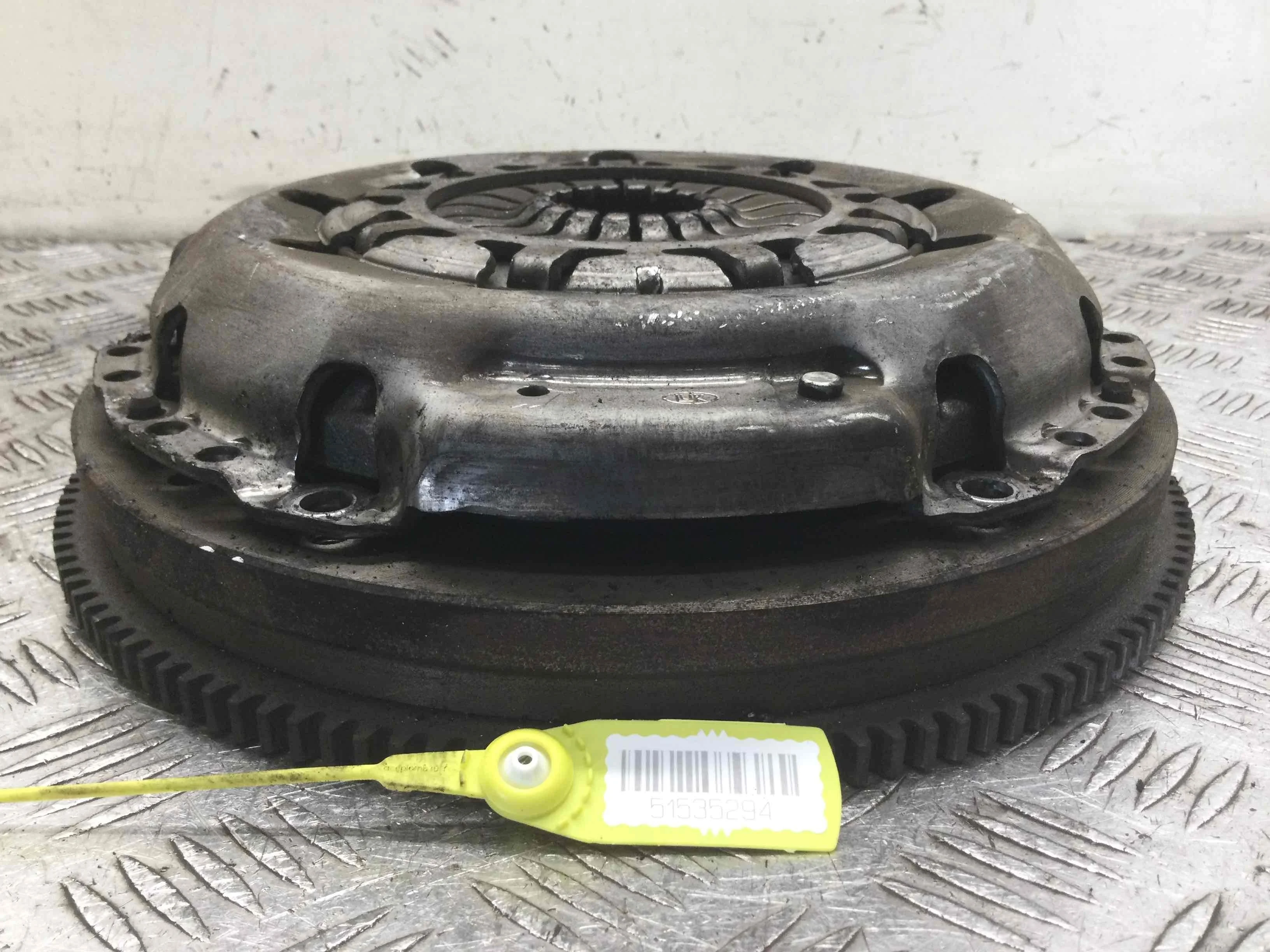 Маховик Ford Focus 1 поколение [рестайлинг] (2001-2005) бензин 1.6 i Механика Х/б