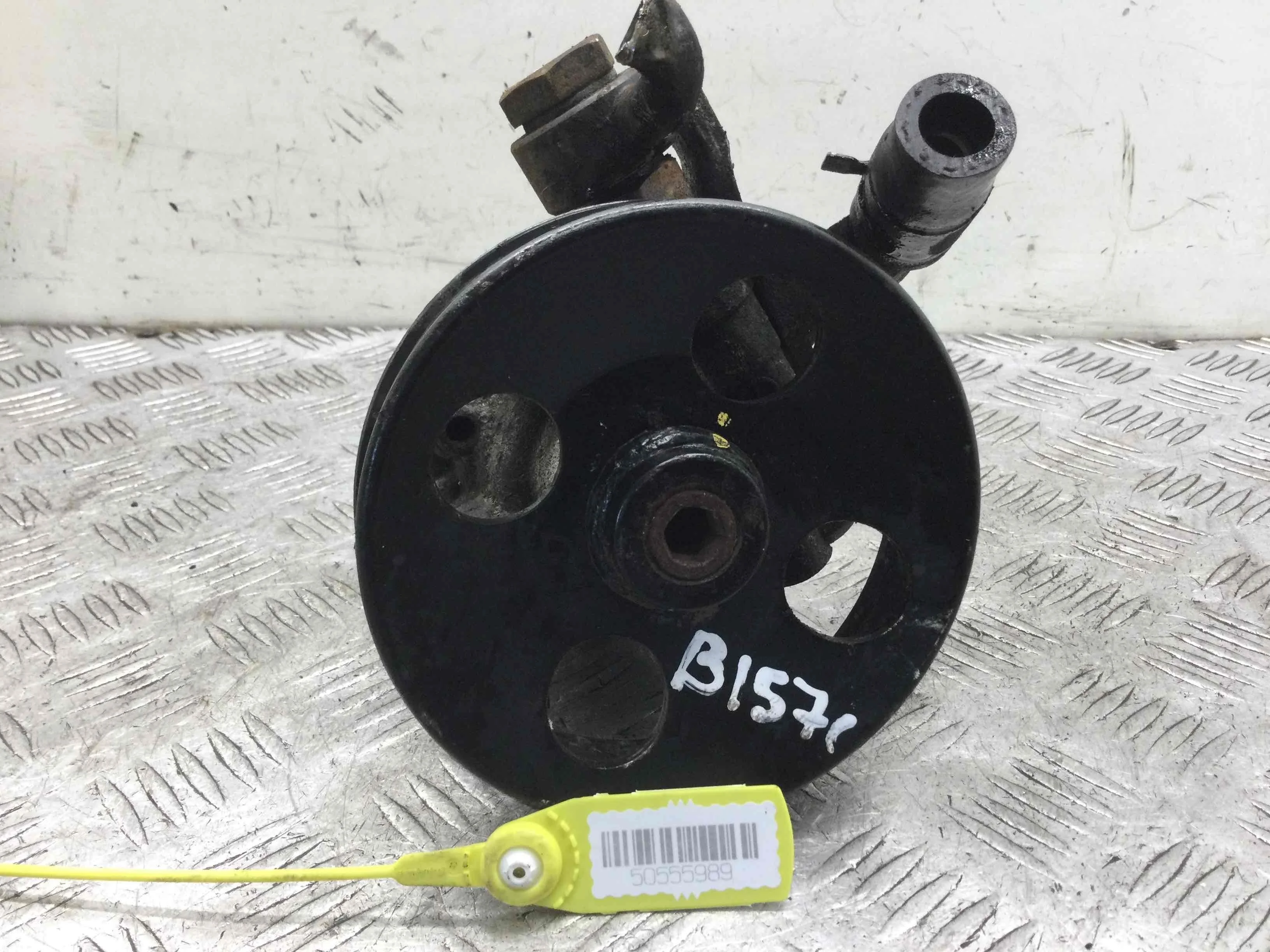 Насос гидроусилителя руля Hyundai Santa Fe 1 поколение [рестайлинг] (2004-2012) дизель 2.0 CRDi Автомат