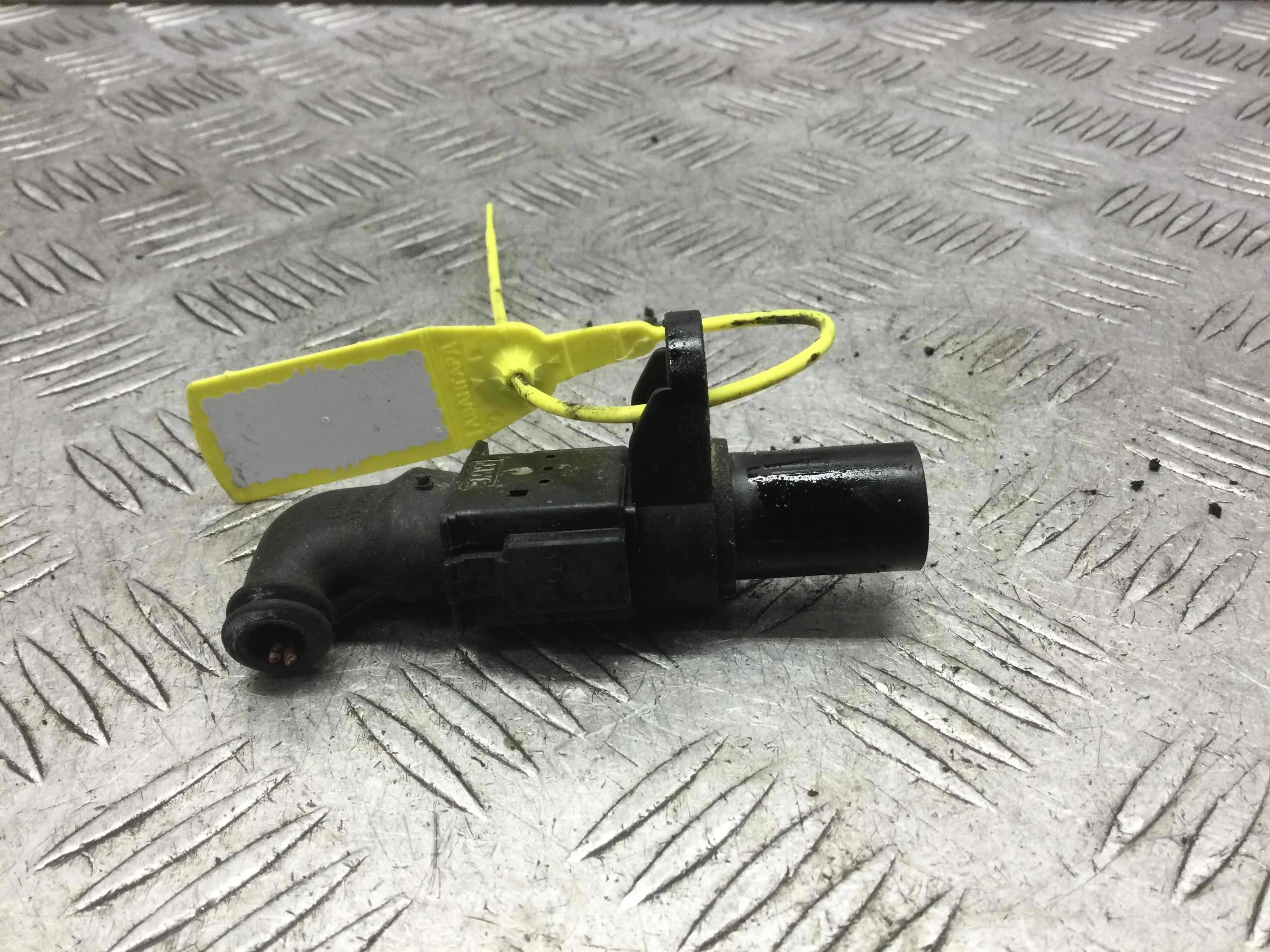 Датчик распредвала BMW 3-Series 3-Series E46 1998 - 2006 бензин 1.9  Автомат Седан