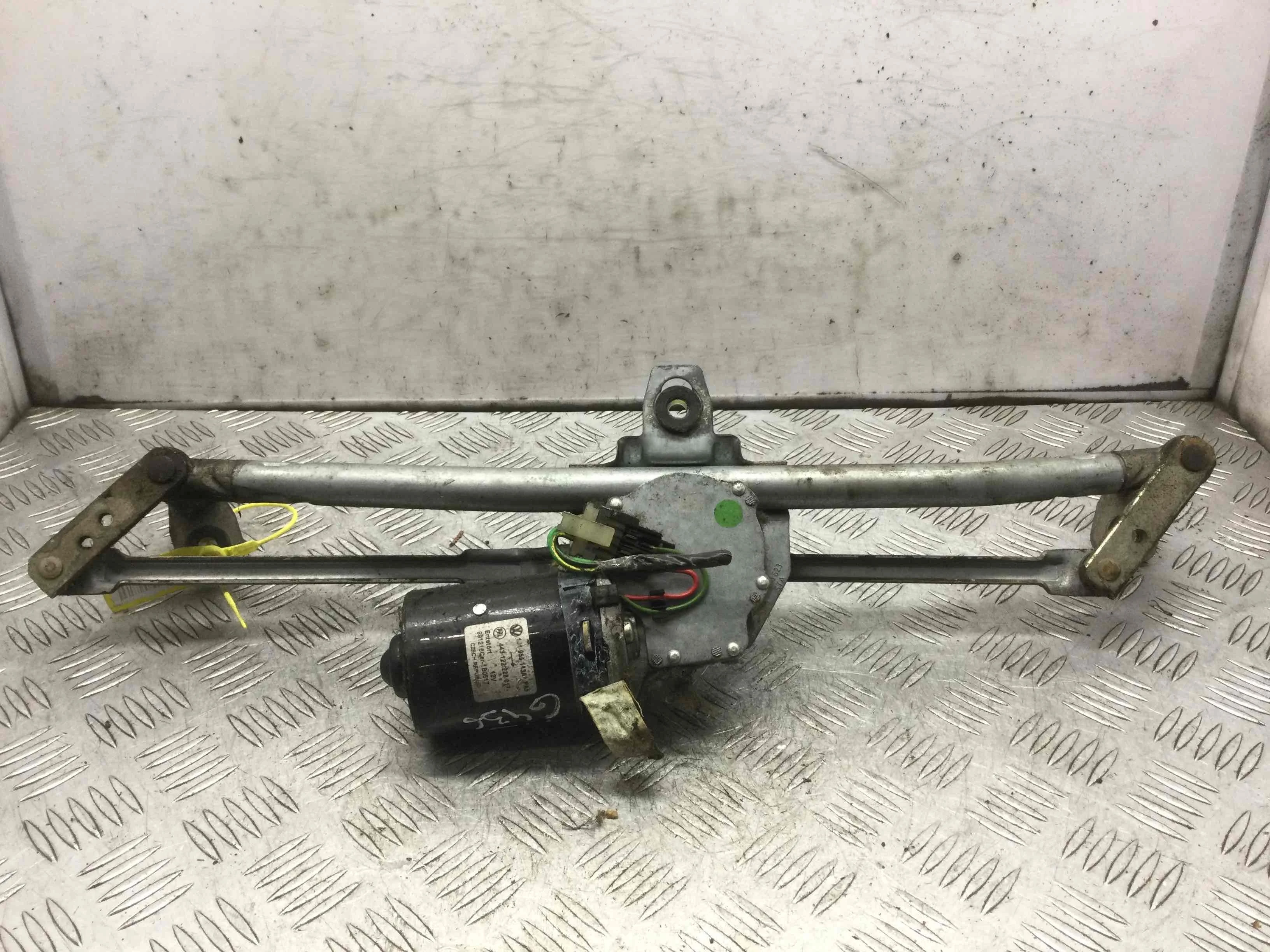 Механизм стеклоочистителя (трапеция дворников) Audi A3 8L (1996-2000) бензин 1.6  Механика Х/б