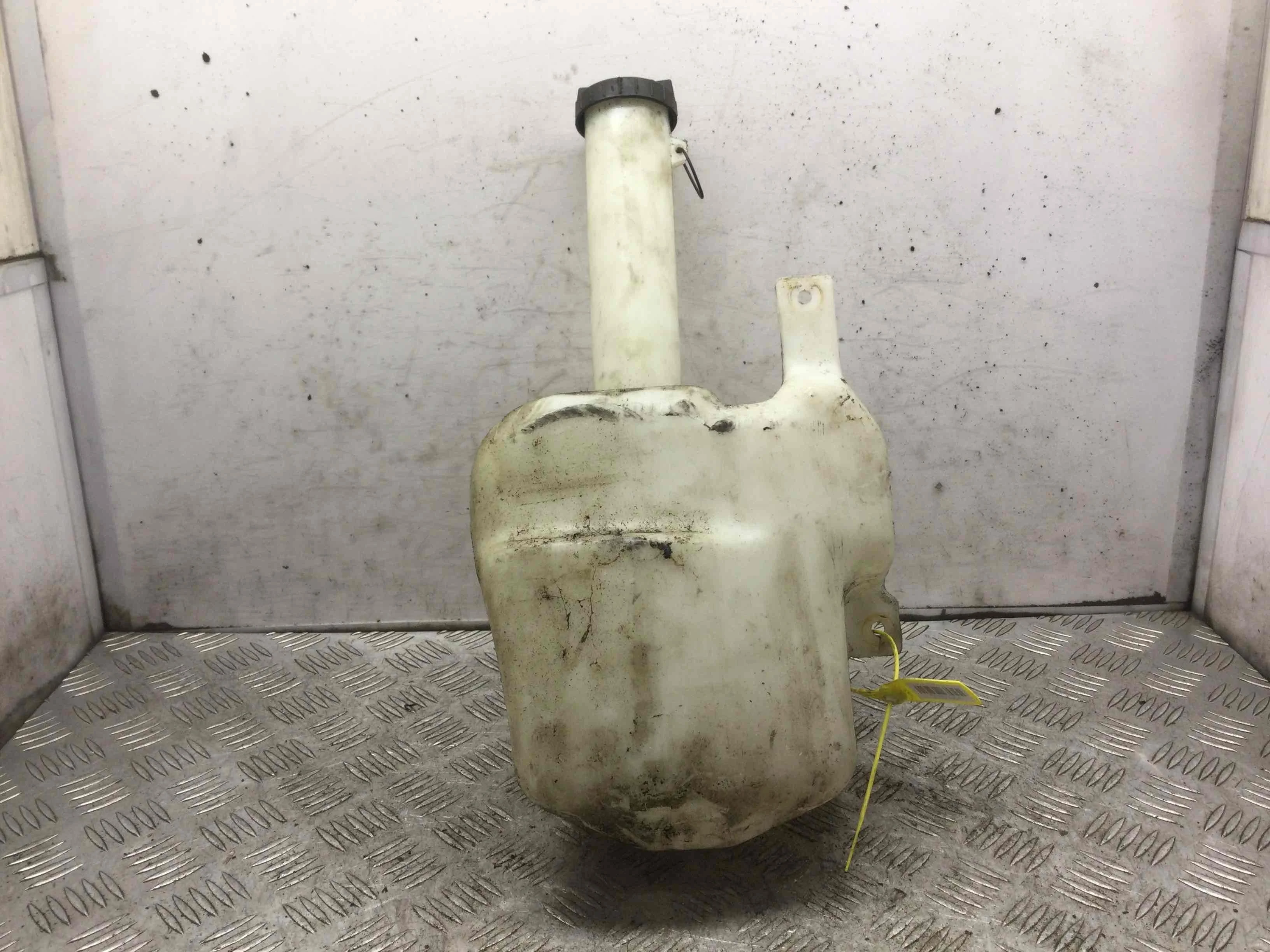 Бачок омывателя Ford Mondeo 2 поколение (1996-2000) бензин 1.8  Автомат Седан