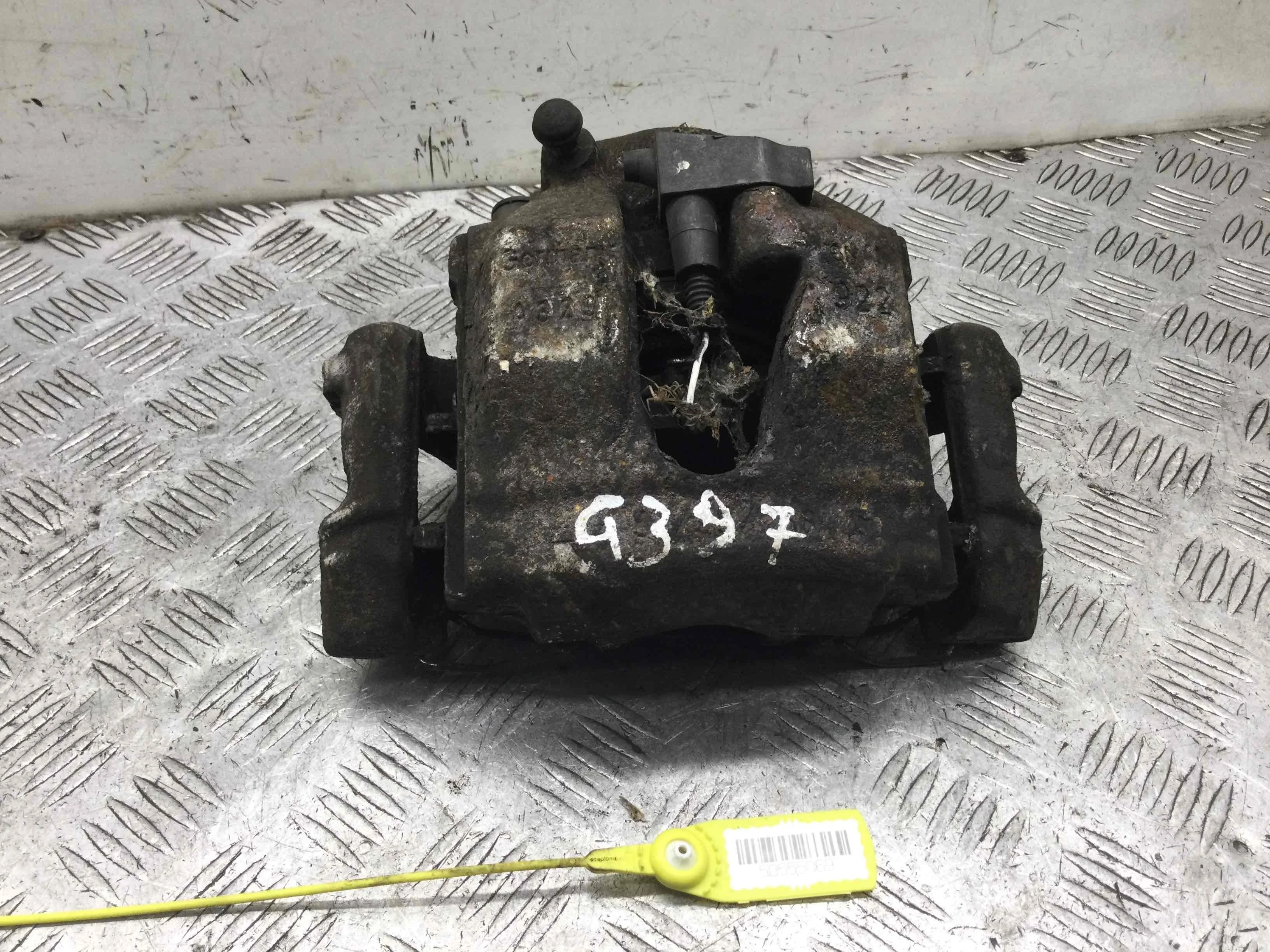 Суппорт передний правый Mercedes SLK R170 [рестайлинг] (2000-2004) бензин 2.0  Механика Купе