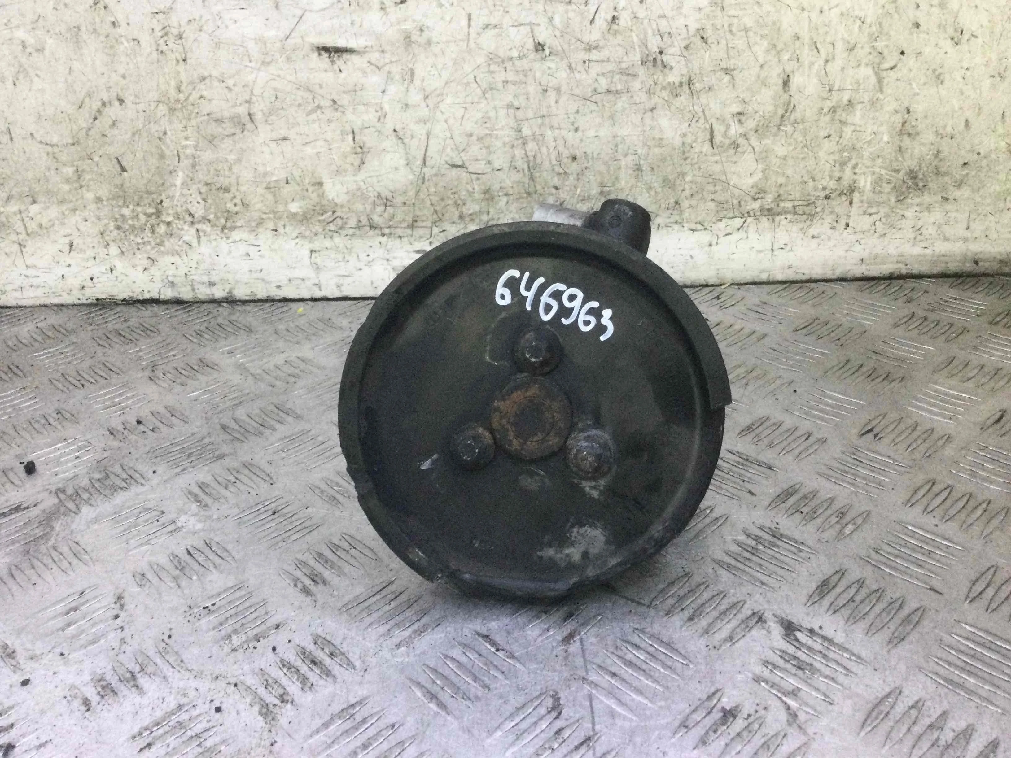 Насос гидроусилителя руля Mercedes C-klasse W203/S203/CL203 [рестайлинг] (2004-2007) дизель 2.2  Автомат Седан