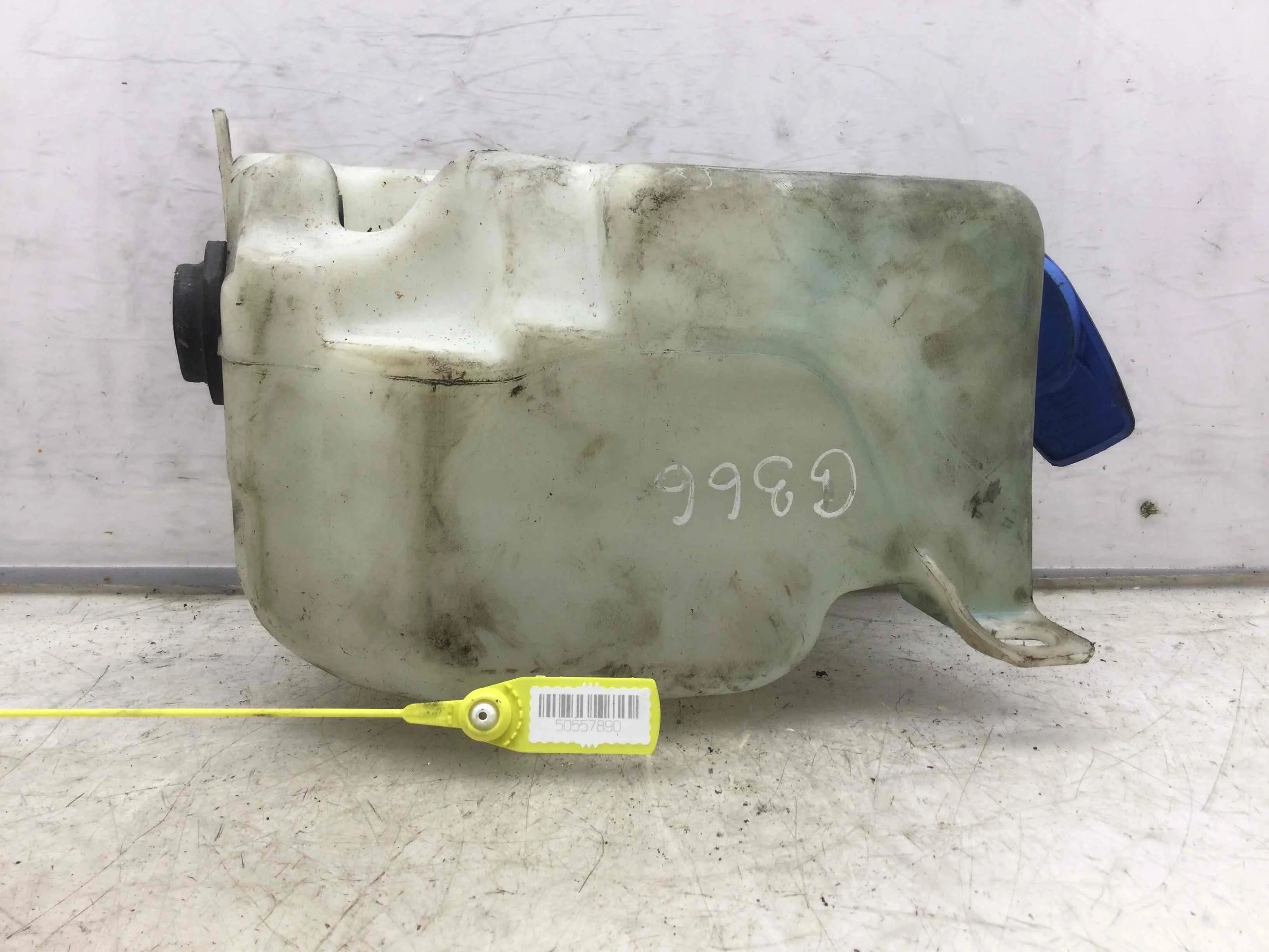 Бачок омывателя Volkswagen Golf 4 поколение (1997-2004) дизель 1.9 TDI Механика Х/б