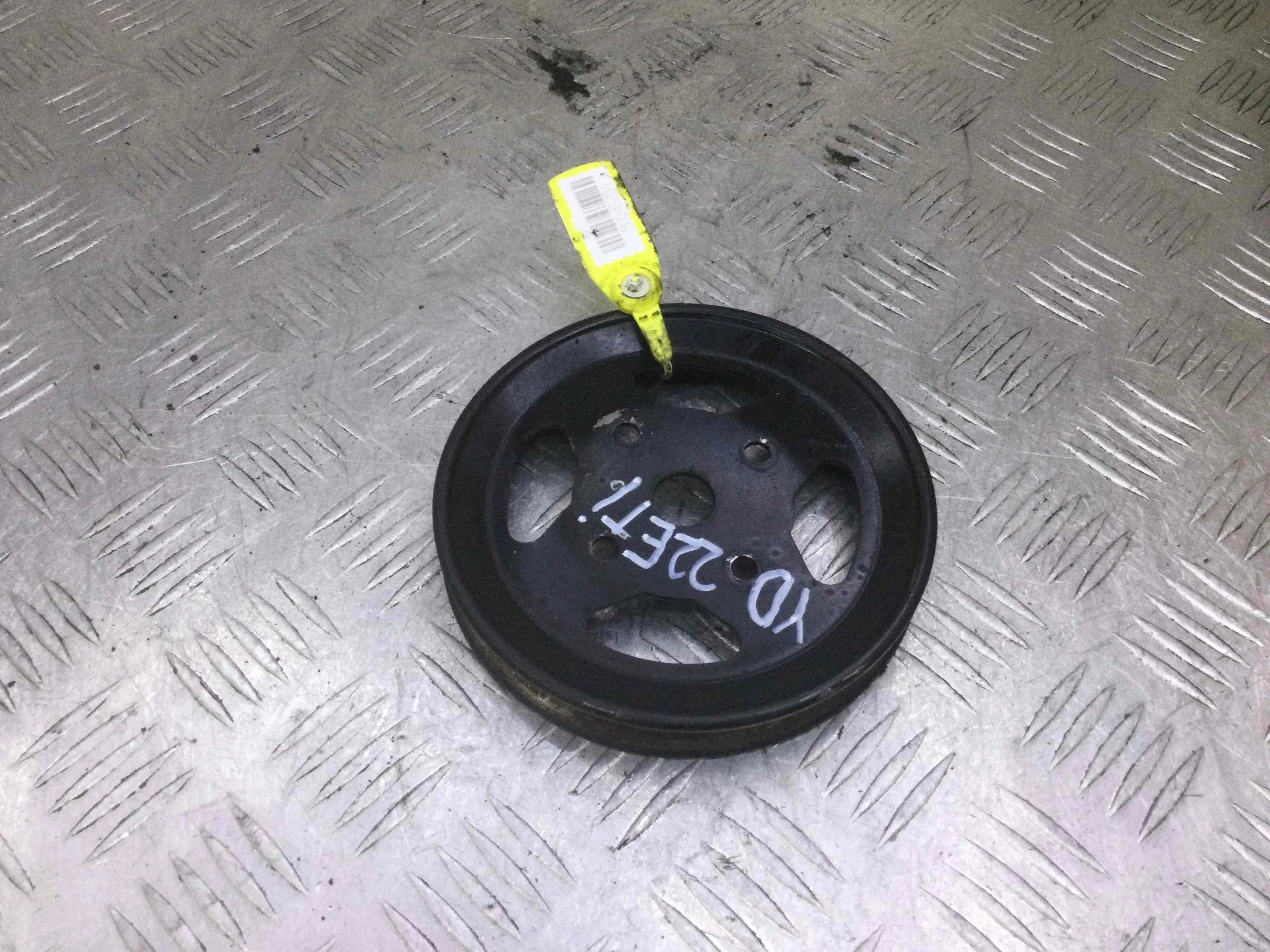 Шкив помпы Nissan X-Trail T30 (2001-2004) дизель 2.2 TDI Механика