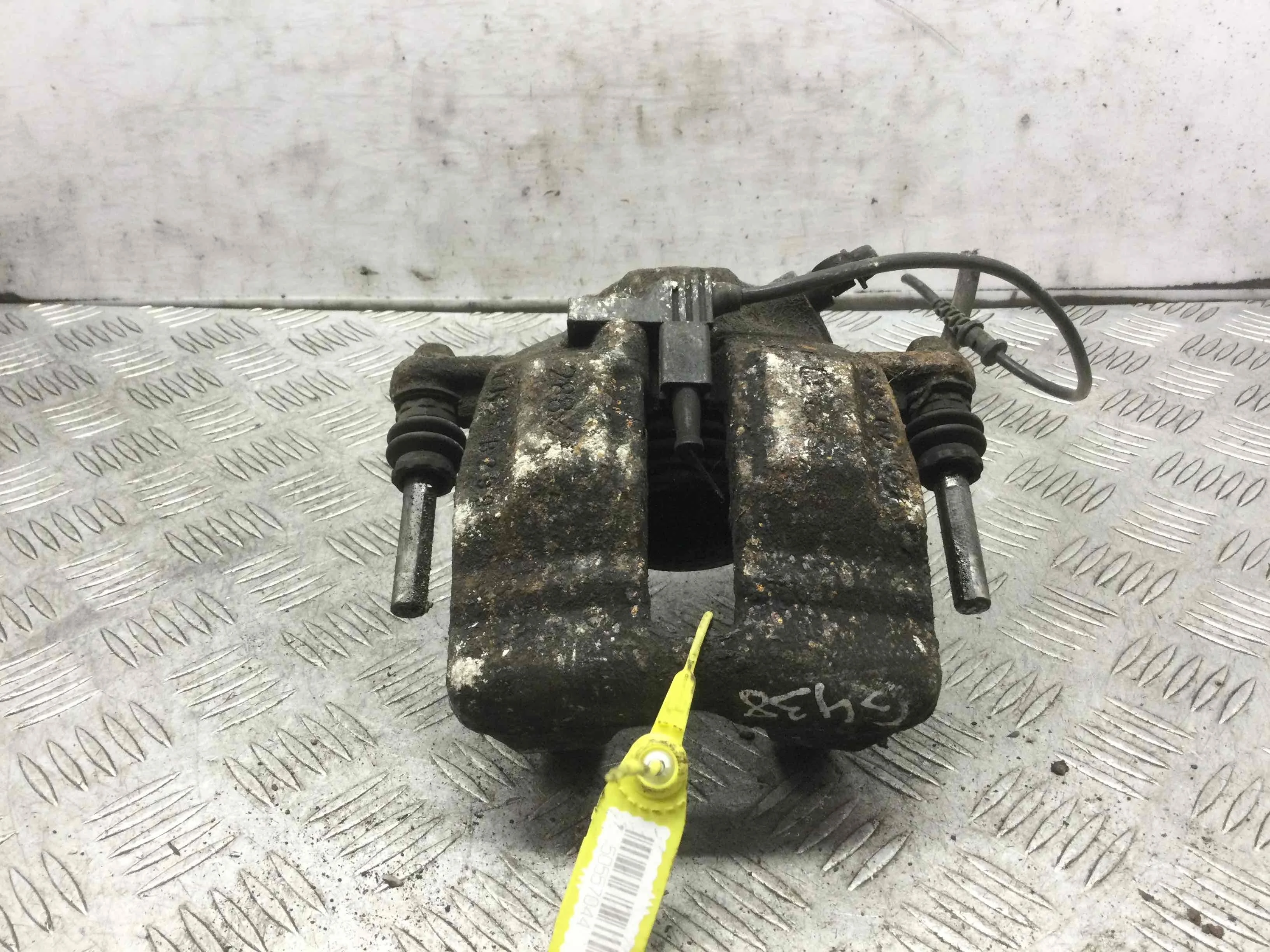 Суппорт передний левый Mercedes SLK R170 [рестайлинг] (2000-2004) бензин 2.0  Автомат Купе