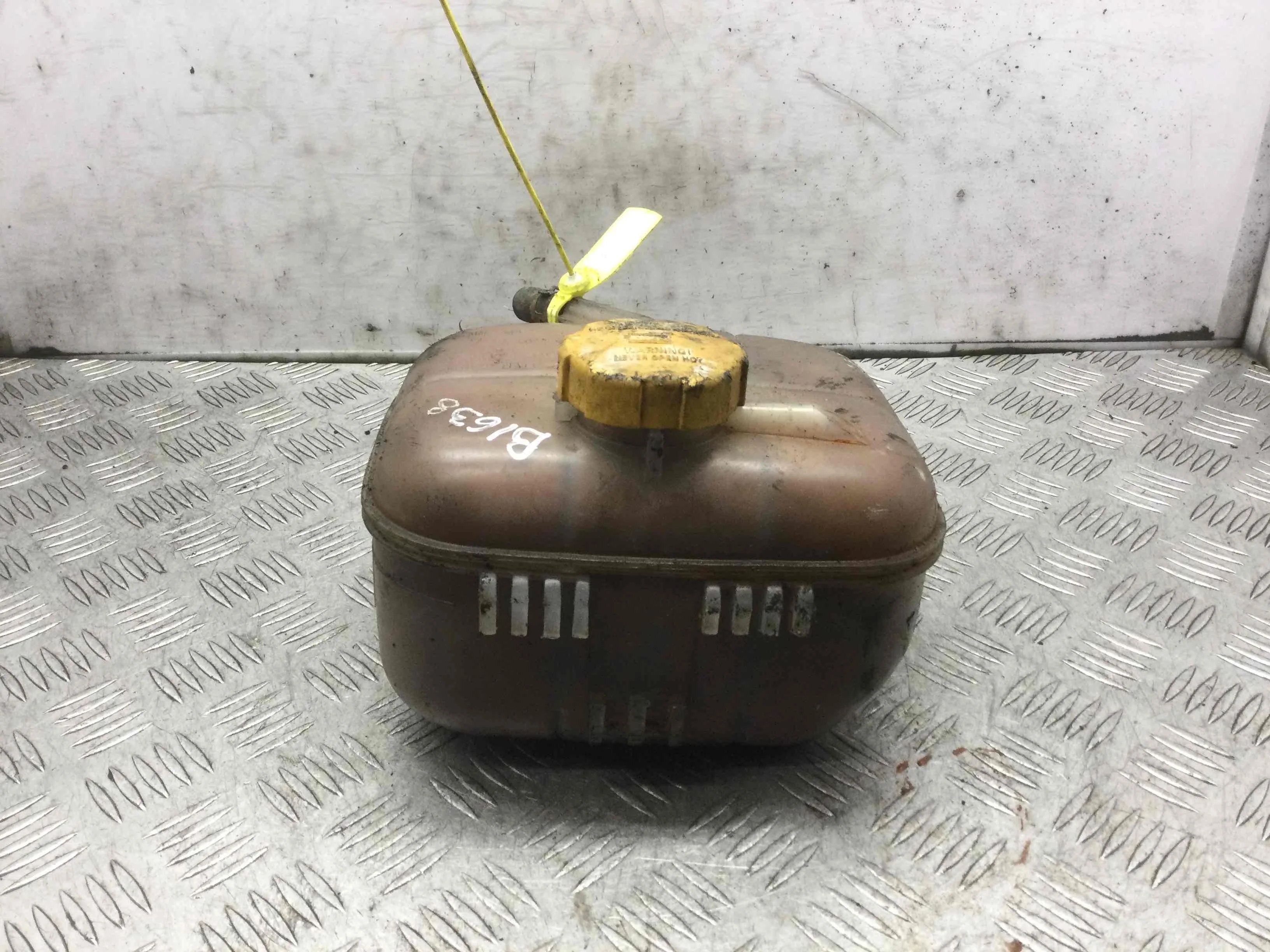 Бачок расширительный Opel Astra H 2004-2007 бензин 1.8 i Автомат Х/б