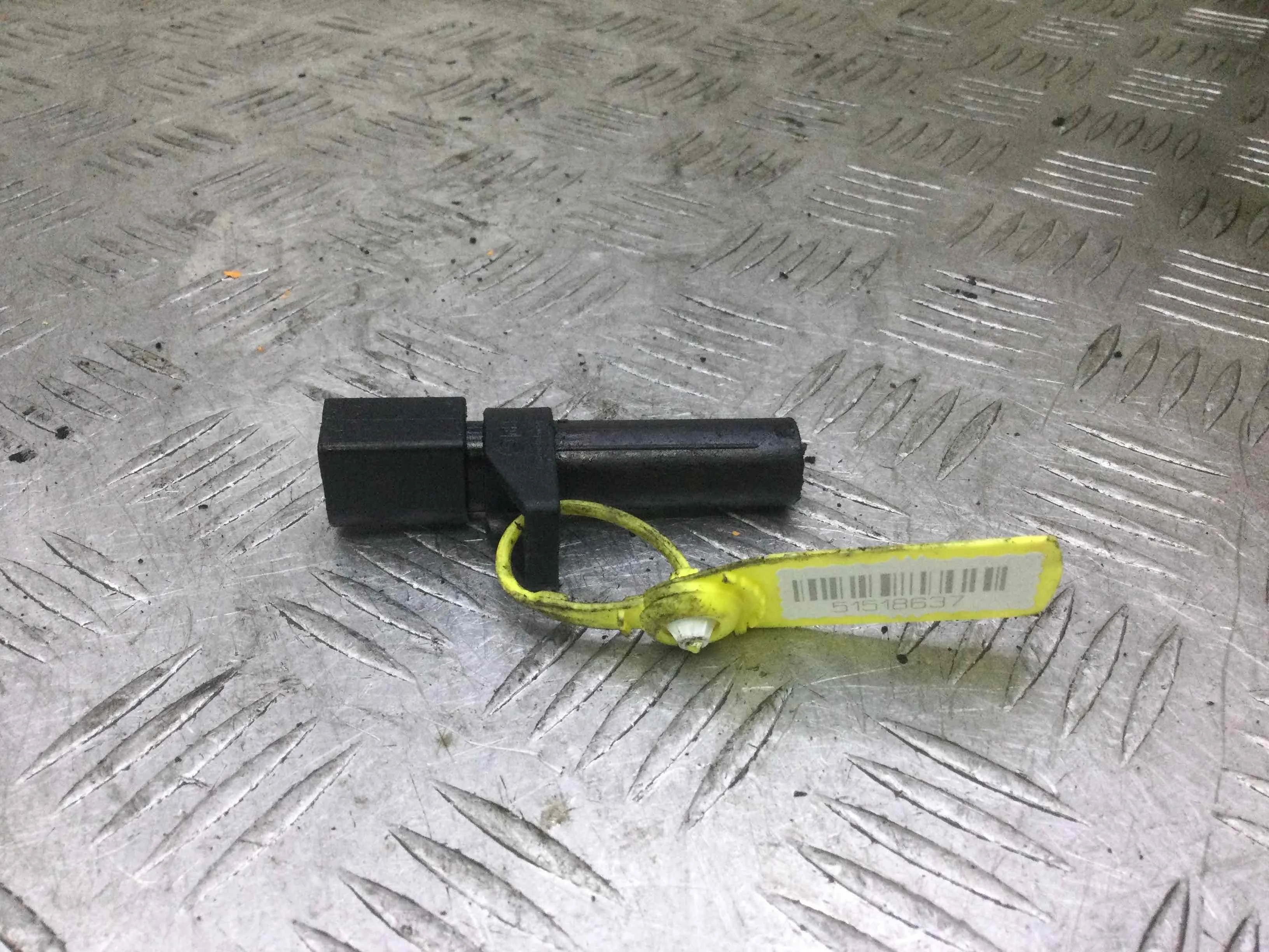 Датчик коленвала Mercedes C-klasse W203/S203/CL203 (2000-2004) дизель 2.2 CDI Механика Седан