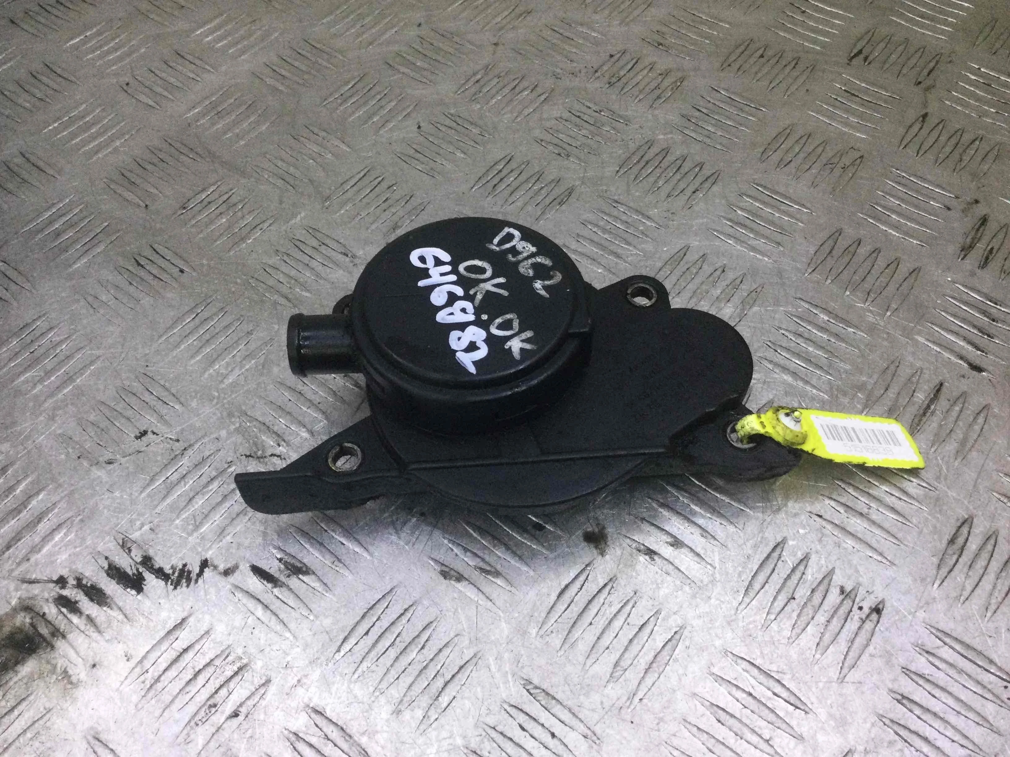 Маслоотделитель (сапун) Mercedes Vito W639 (2003-2010) дизель 2.2 CDI Механика Микроавтобус