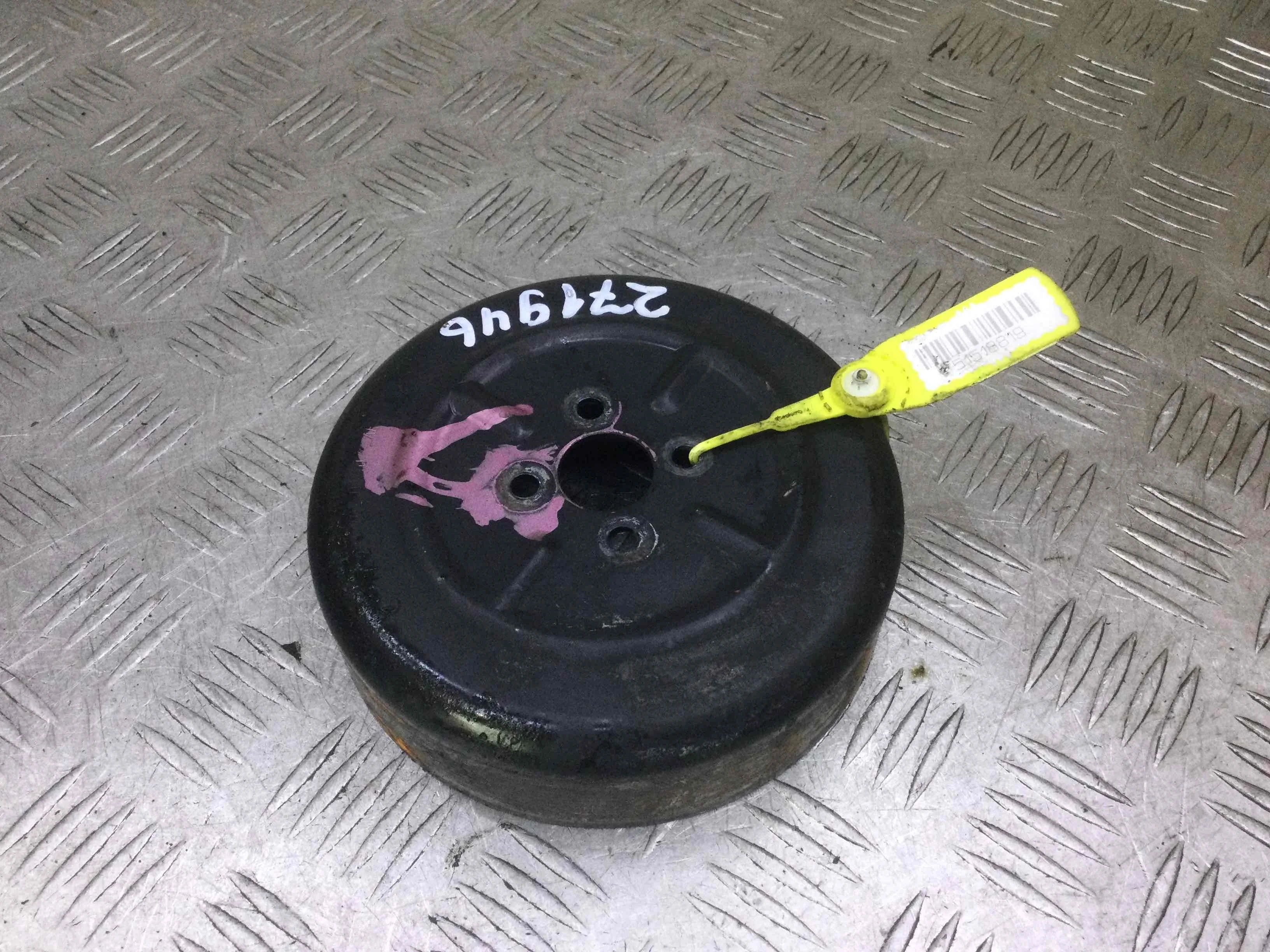 Шкив помпы Mercedes C-klasse W203/S203/CL203 (2000-2004) бензин 1.8 i Автомат Седан