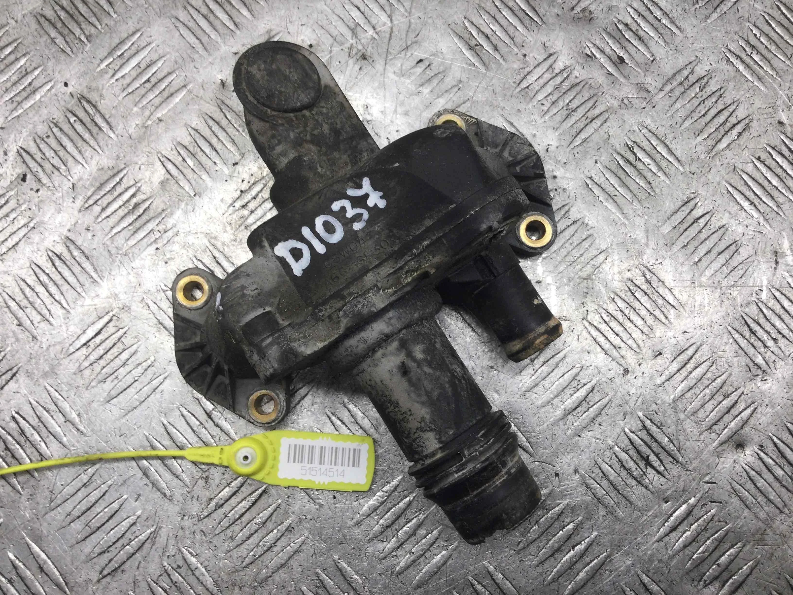 Фланец (тройник) системы охлаждения Jaguar XF X250 (2007-2011) дизель 2.7 TDI Автомат Седан