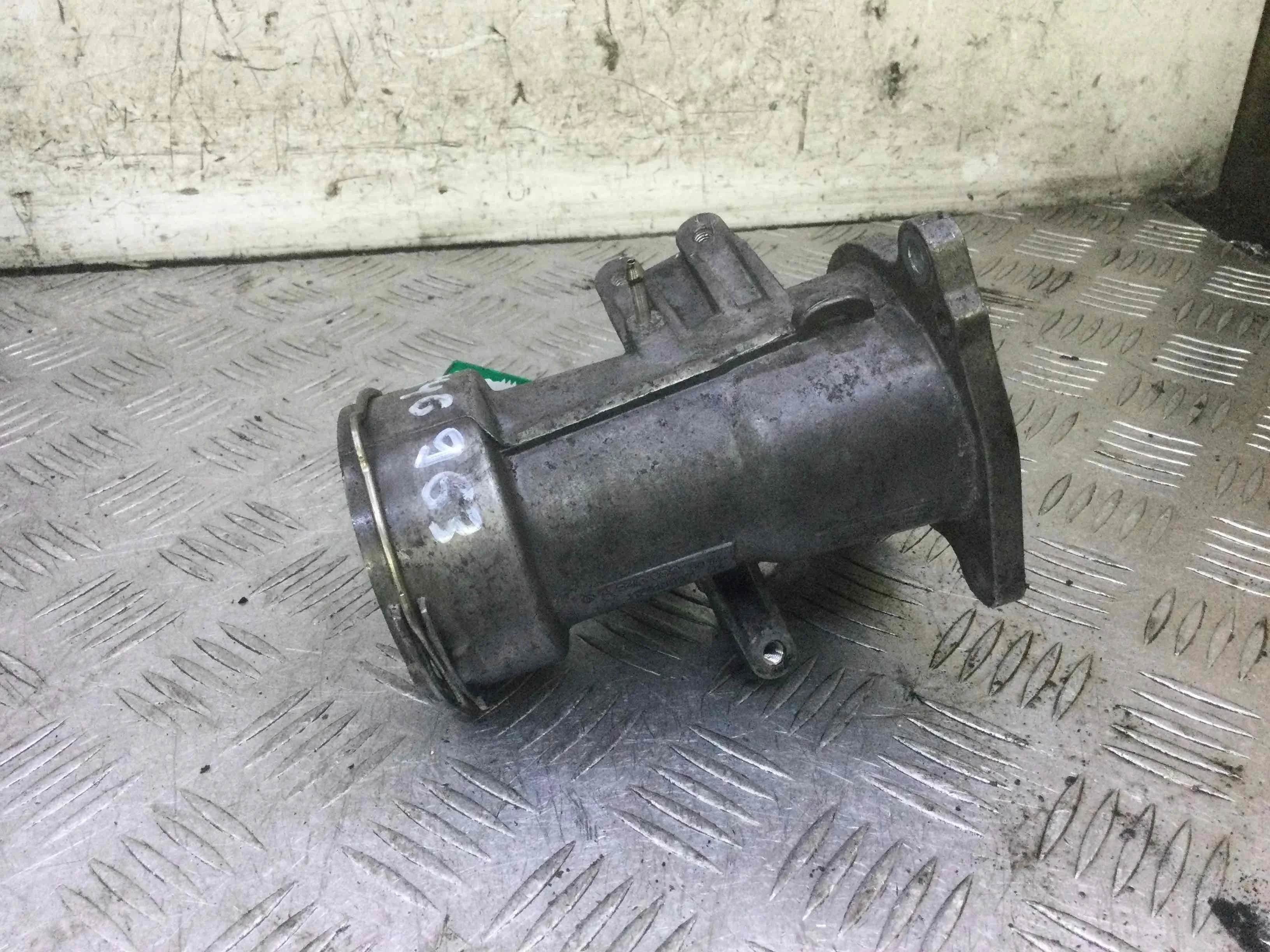 Переходник EGR Mercedes C-klasse W203/S203/CL203 [рестайлинг] (2004-2007) дизель 2.2  Автомат Седан