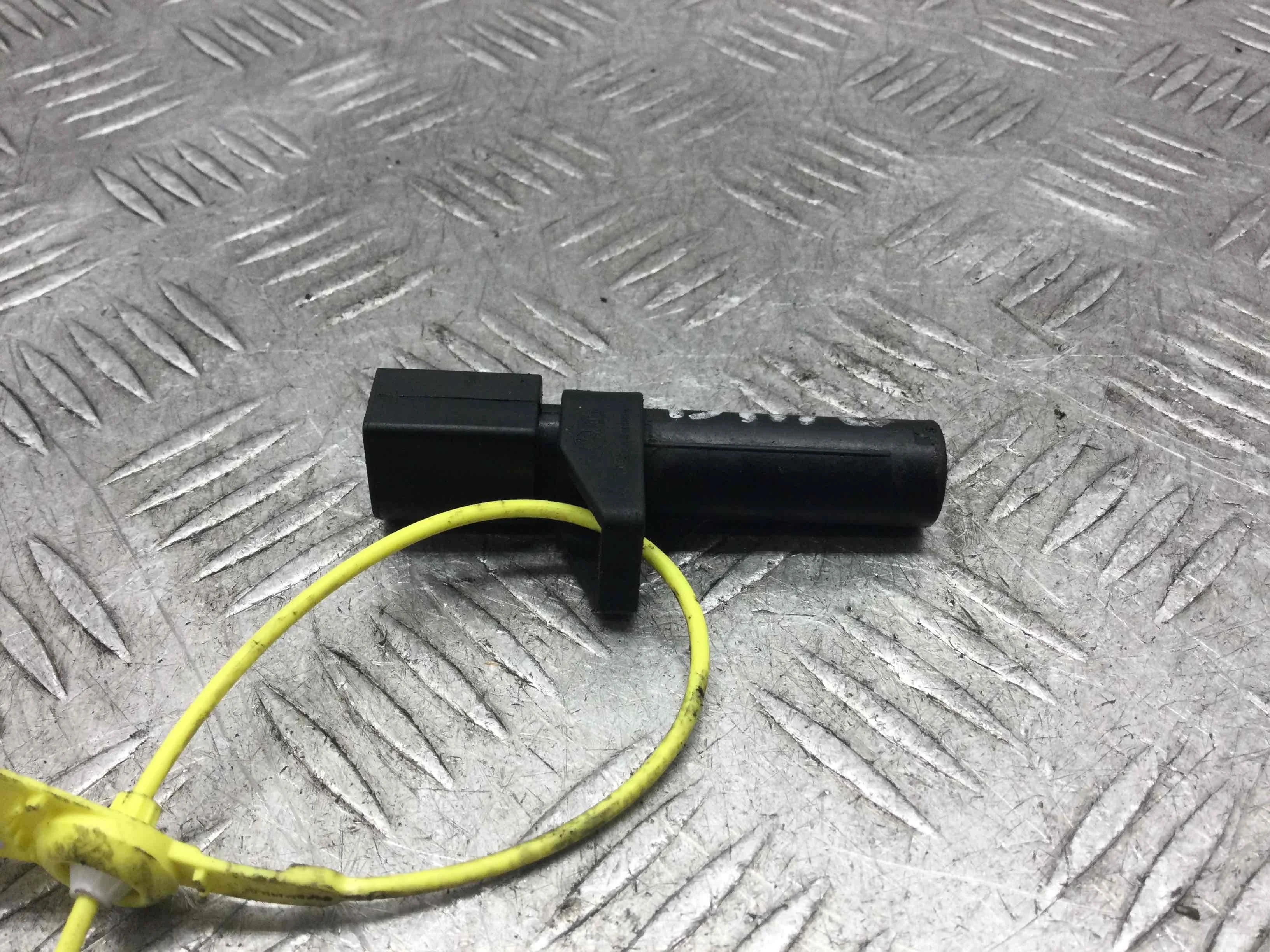 Датчик коленвала Mercedes C-klasse W203/S203/CL203 (2000-2004) дизель 2.2  Автомат Седан