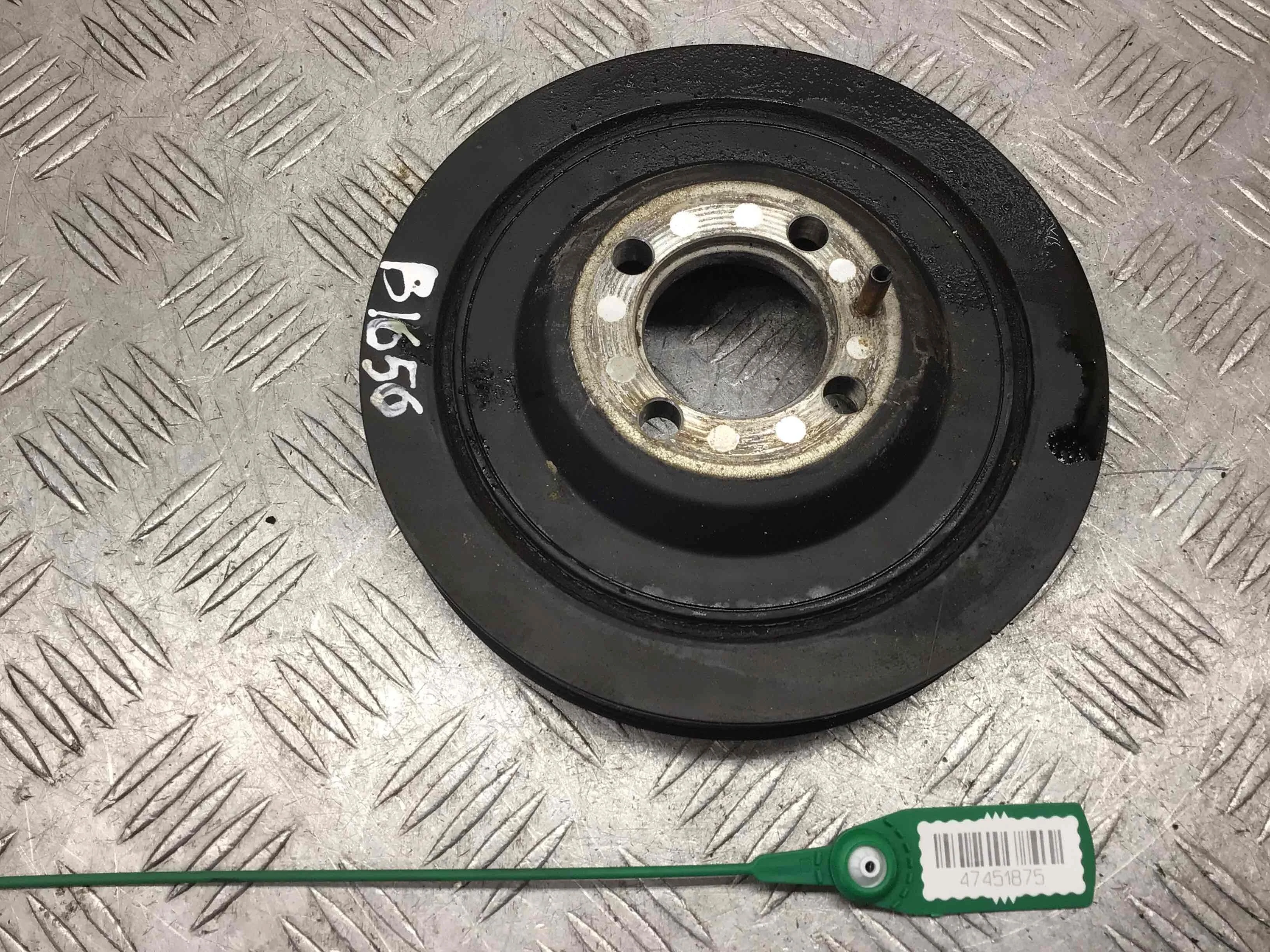 Шкив коленвала Mitsubishi Outlander 1 поколение (2002-2007) бензин 2.4  Автомат