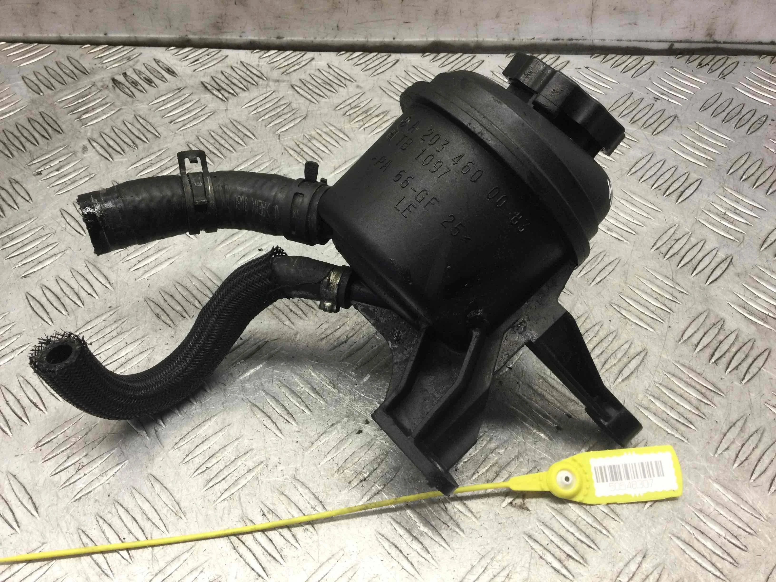 Бачок гидроусилителя Mercedes C-klasse W203/S203/CL203 (2000-2004) дизель 2.2  Автомат Седан