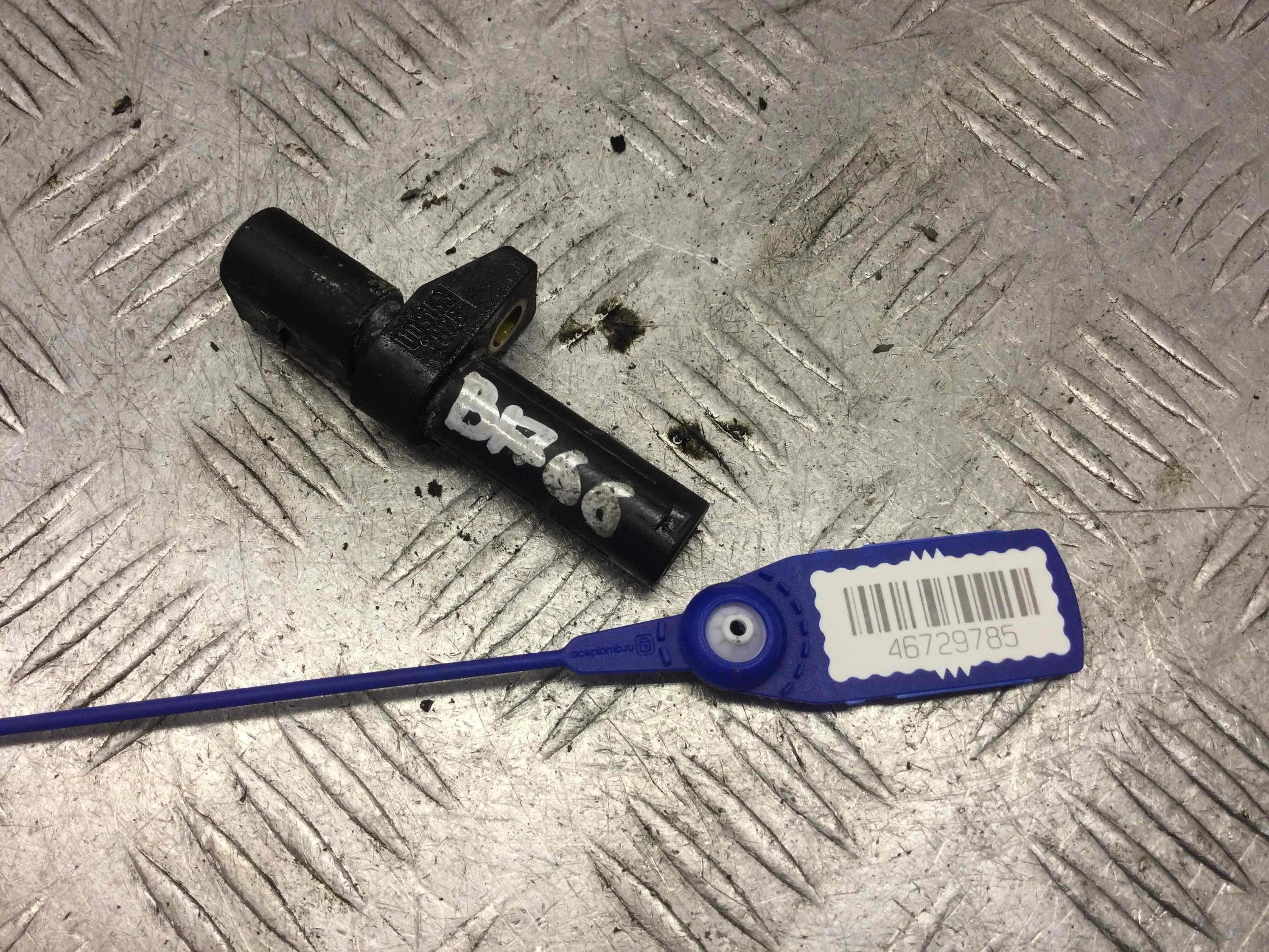 Датчик коленвала Mercedes C-klasse W203/S203/CL203 [рестайлинг] (2004-2007) бензин 1.8  Автомат Седан