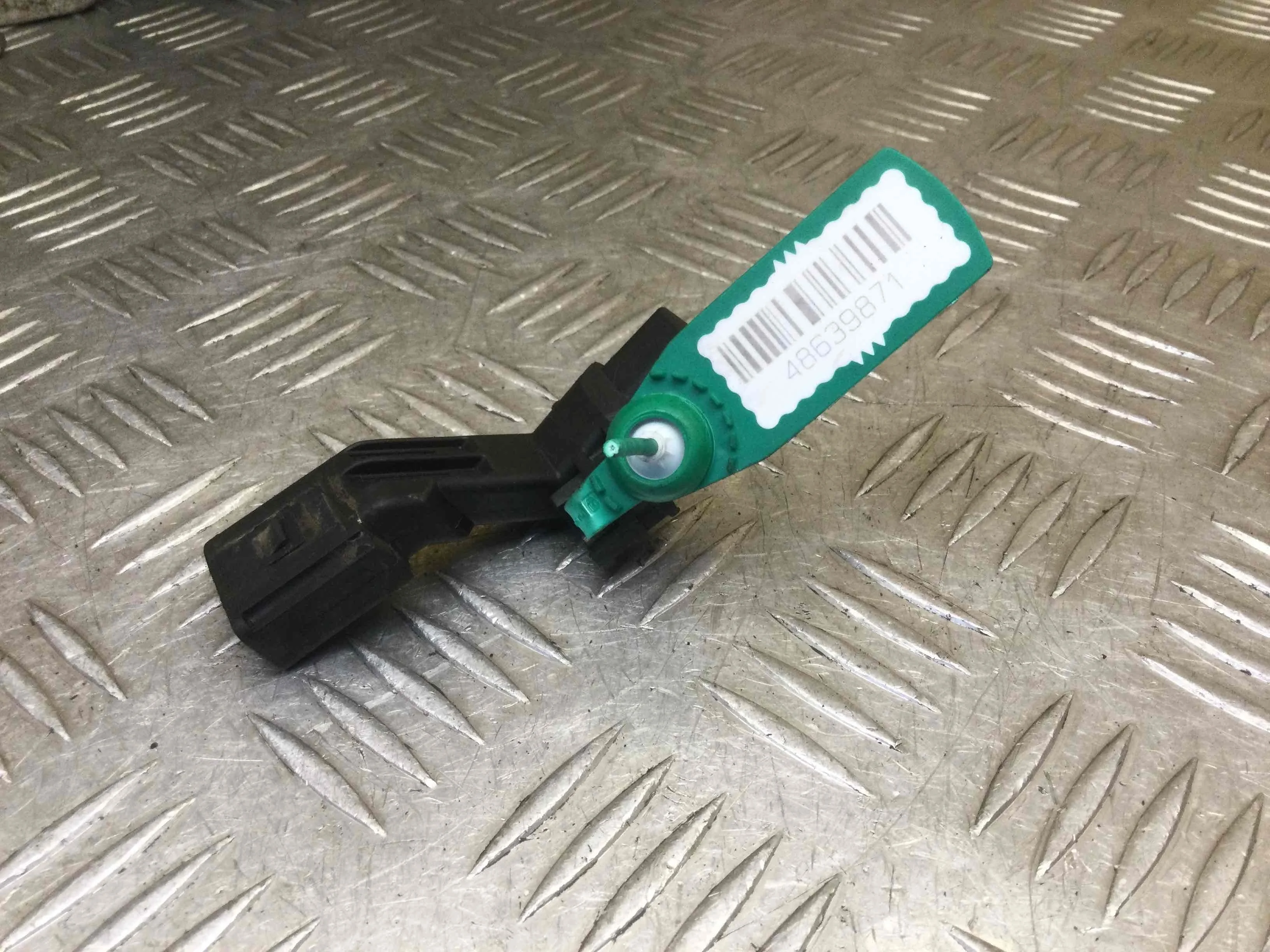 Датчик коленвала Audi A3 8P (2003-2005) бензин 1.6 i Механика Х/б