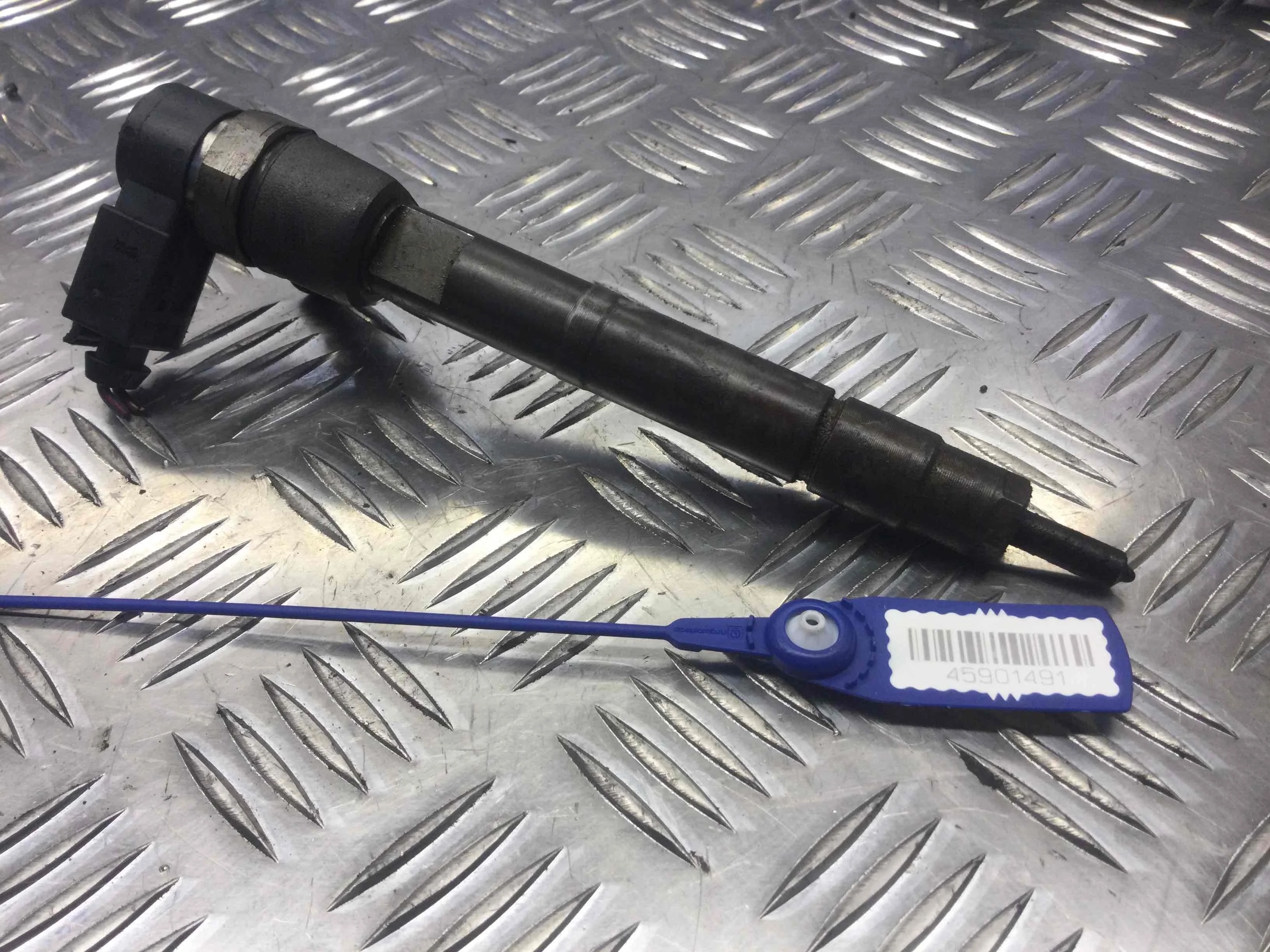 Форсунка Mercedes C-klasse W203/S203/CL203 (2000-2004) дизель 2.2 CDI Автомат Седан