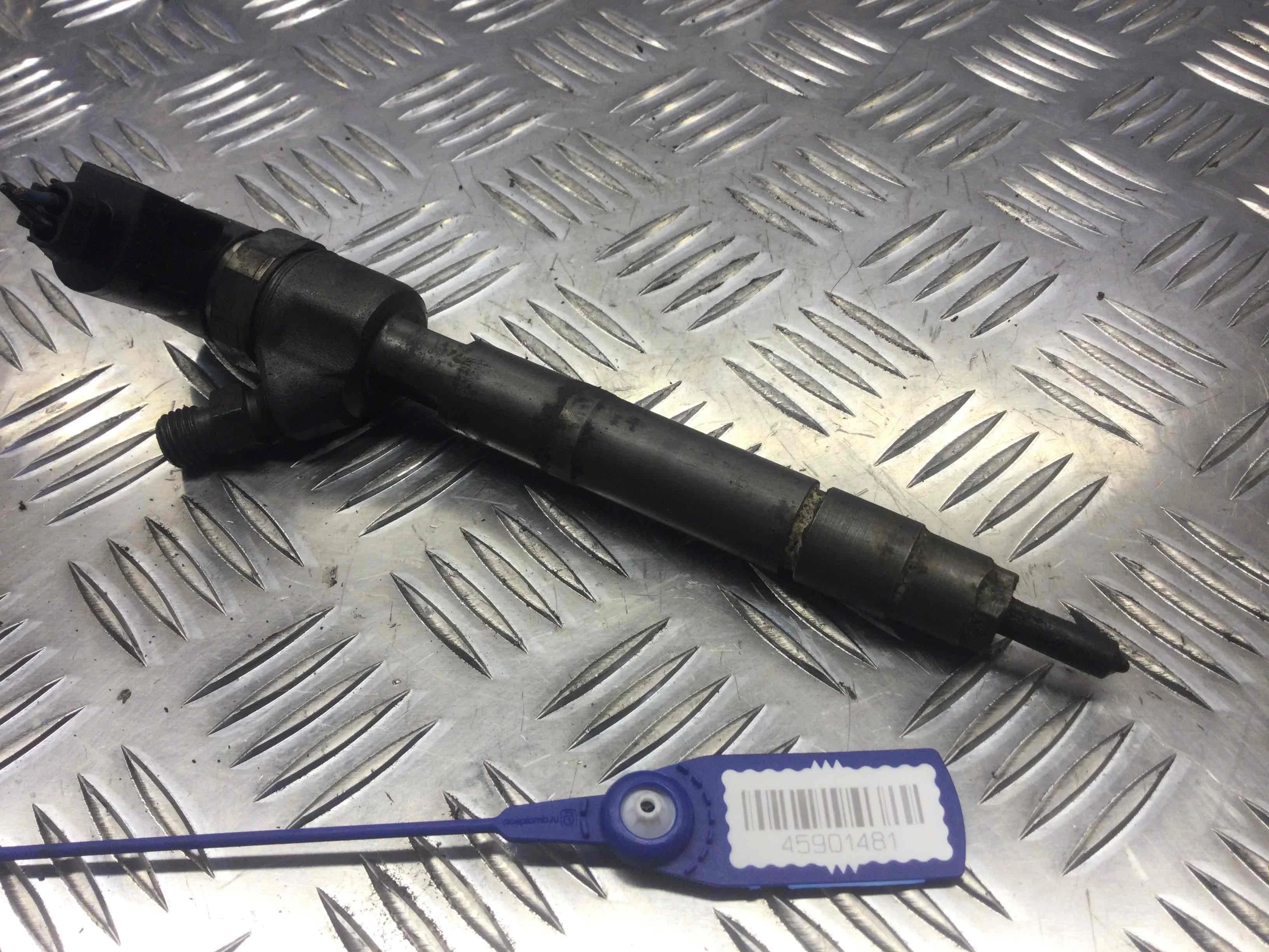 Форсунка Mercedes C-klasse W203/S203/CL203 (2000-2004) дизель 2.2 CDI Автомат Седан