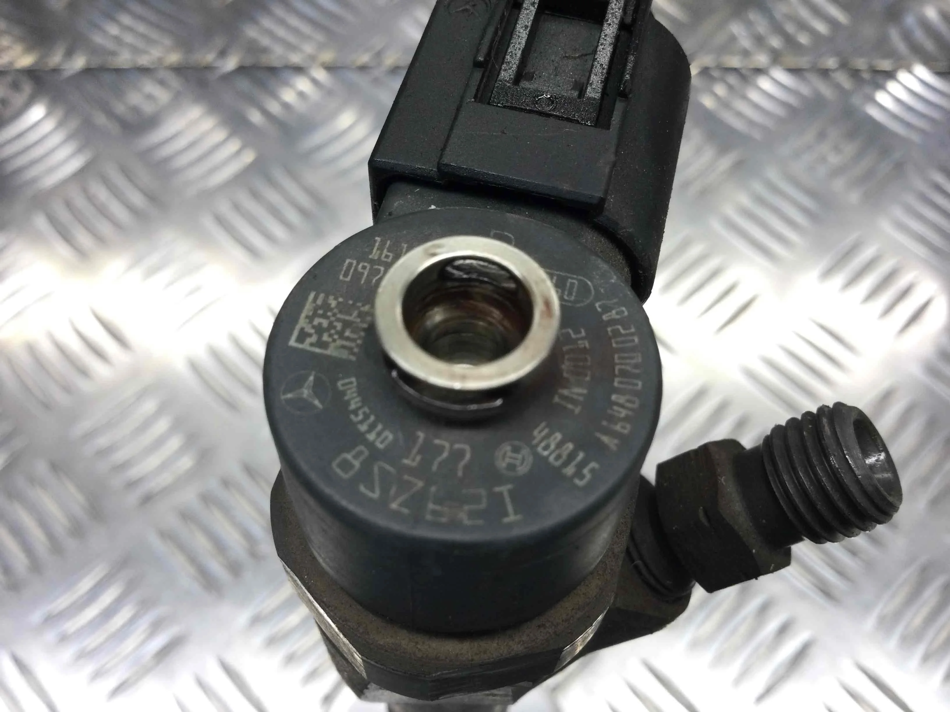 Форсунка Mercedes C-klasse W203/S203/CL203 (2000-2004) дизель 2.2 CDI Автомат Седан