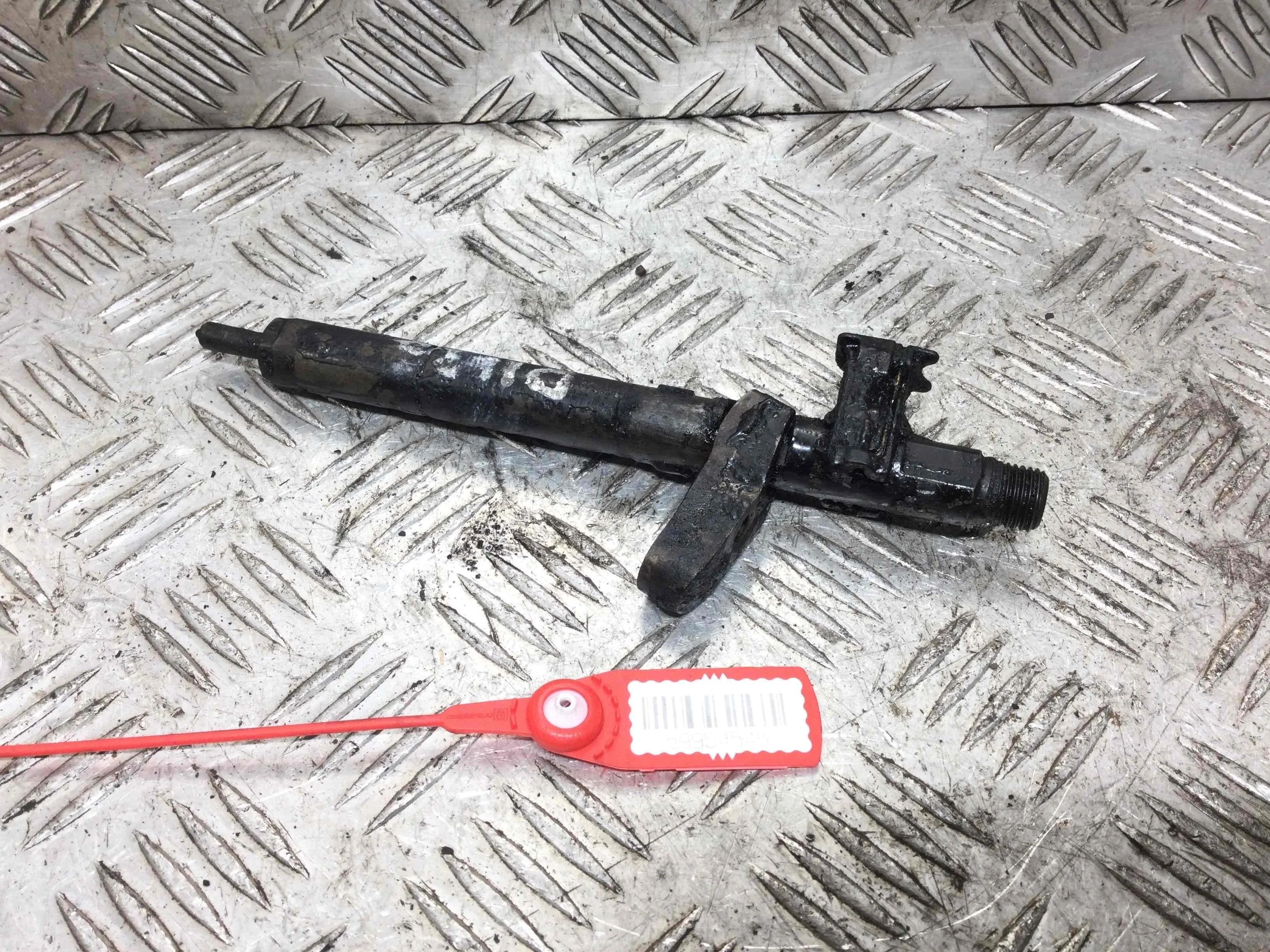 Форсунка Mercedes C-klasse W204/S204 (2007-2012) дизель 2.2 CDI Автомат Седан