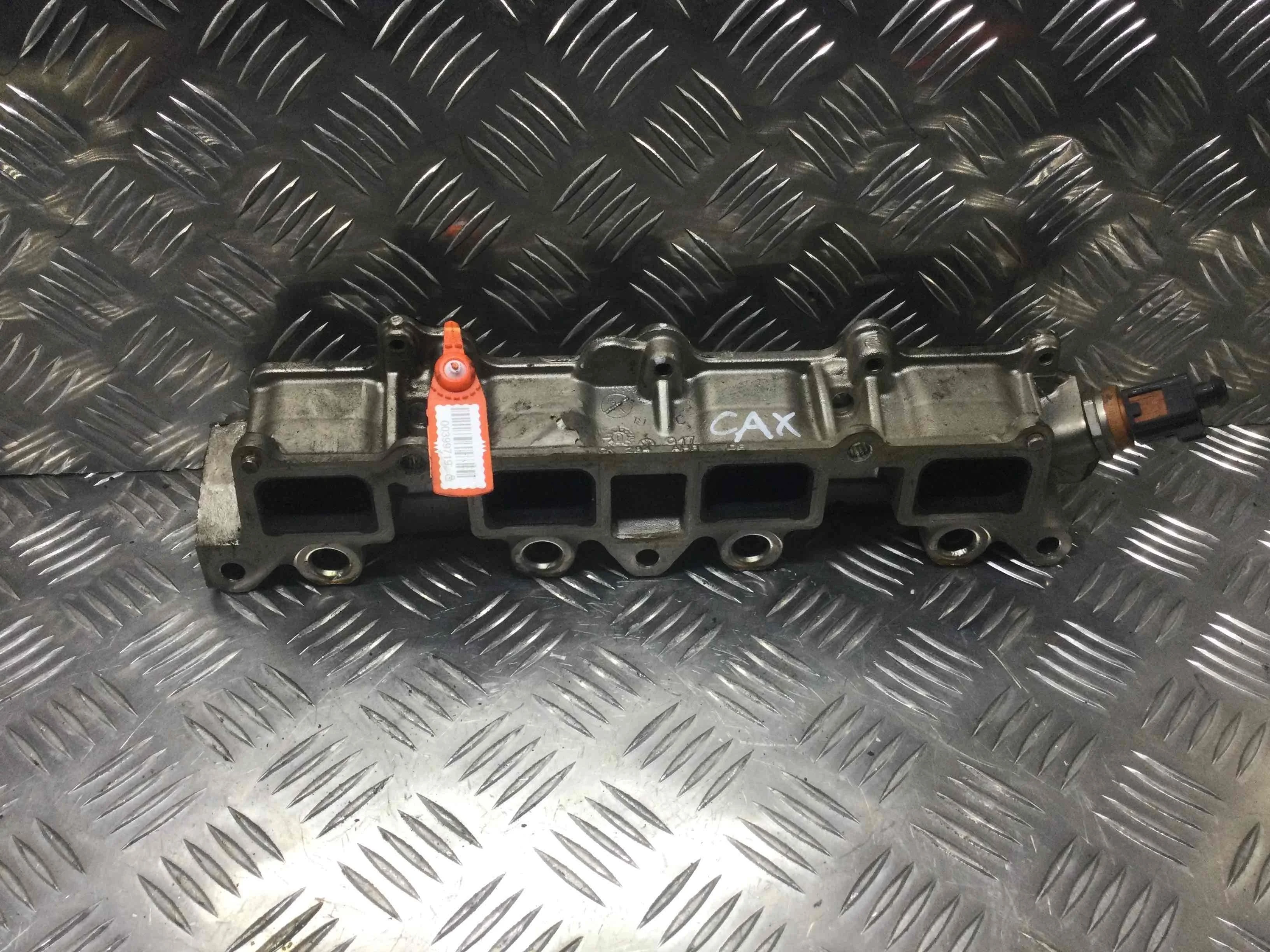 Топливная рампа Volkswagen Golf 5 поколение (2004-2009) бензин 1.4 TFSI Механика Х/б