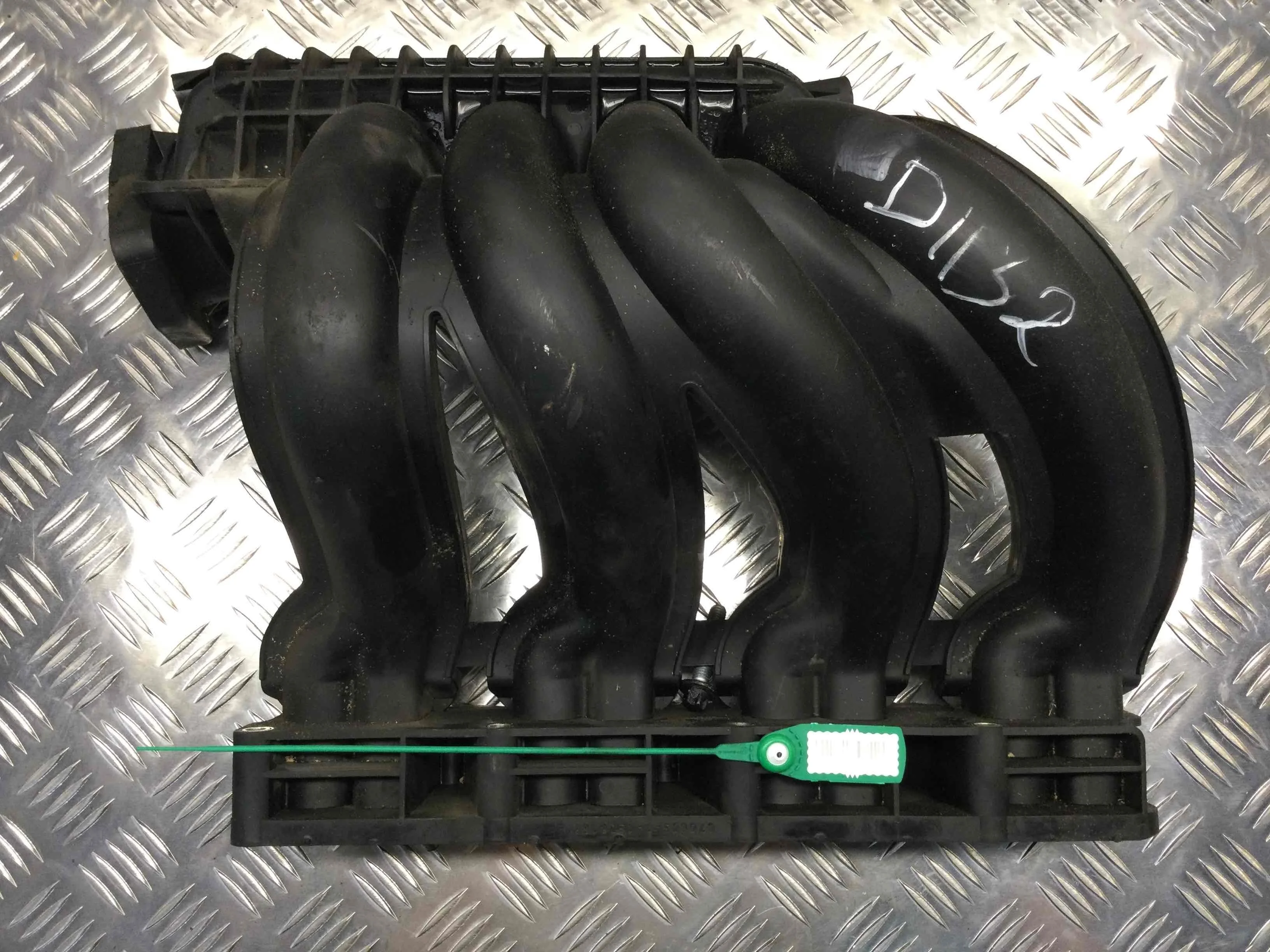 Коллектор впускной Mercedes C-klasse W203/S203/CL203 [рестайлинг] (2004-2007) дизель 2.2 CDI Автомат Седан