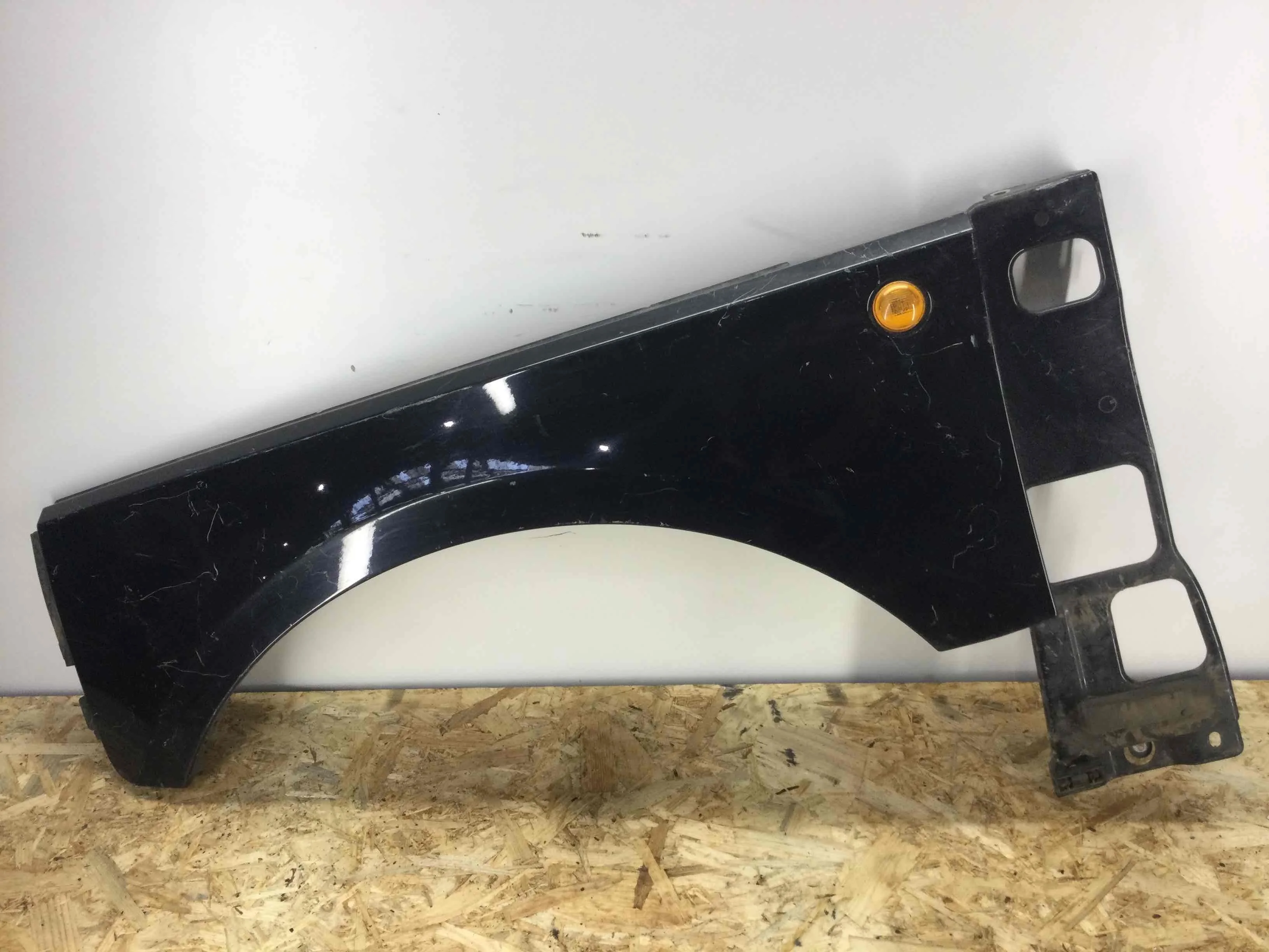 Крыло переднее левое Land Rover Range Rover 3 поколение (2002-2005) дизель 3.0